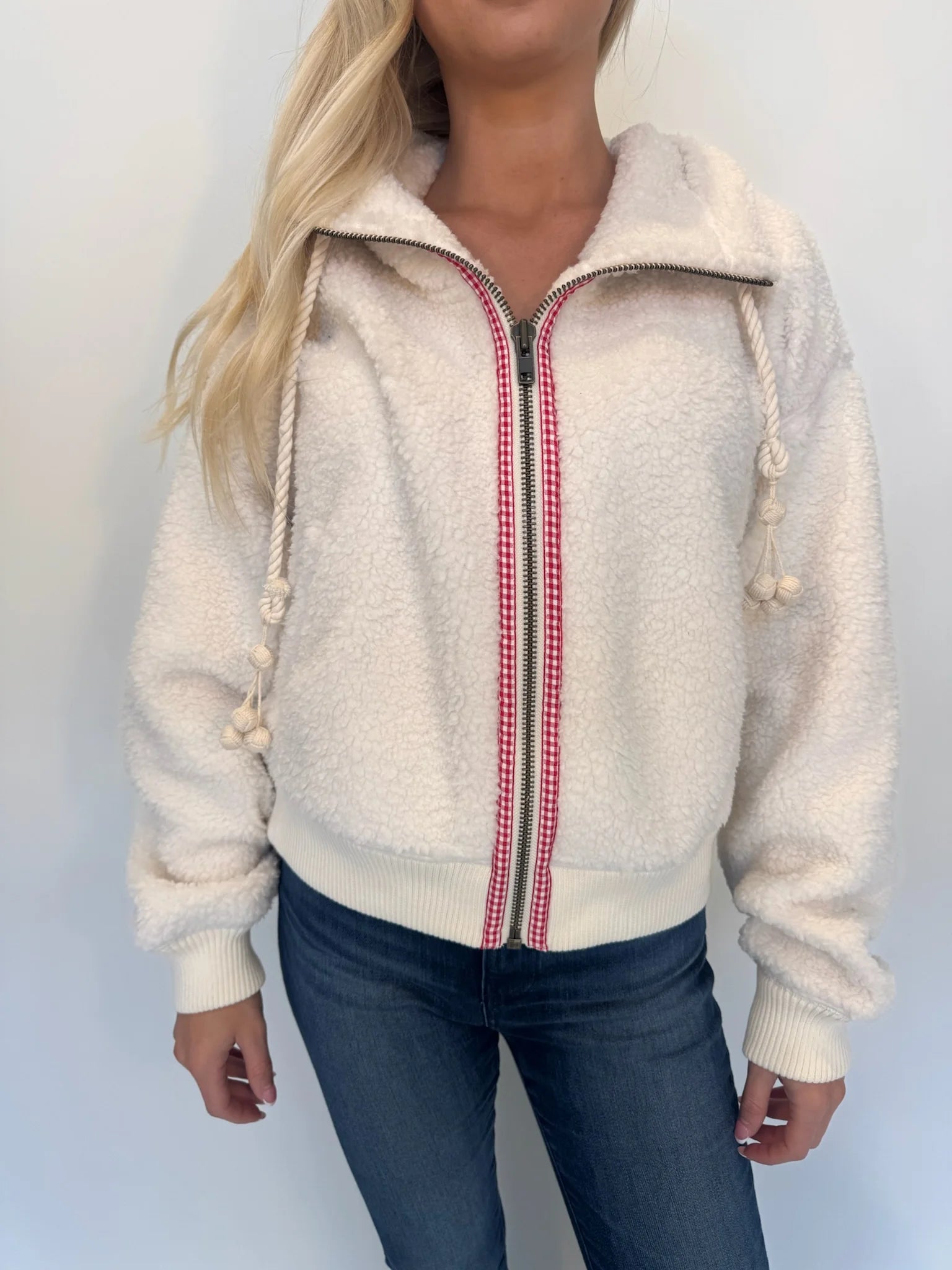 Free People | Alpine Sherpa Cardi | White | Close | Vagabond | Apparel | Boutique