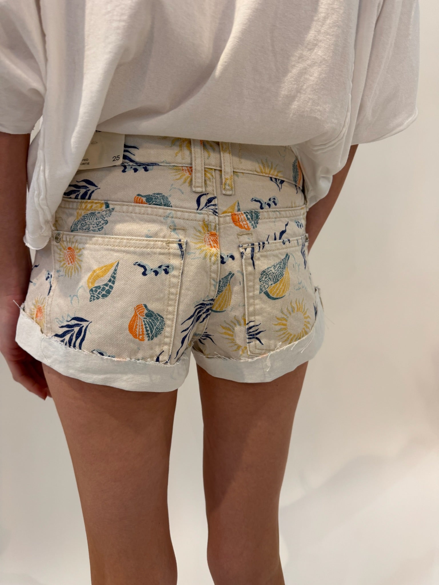Free People | Cali Cuffed Printed Short | Back | Vagabond | Apparel | Boutique
