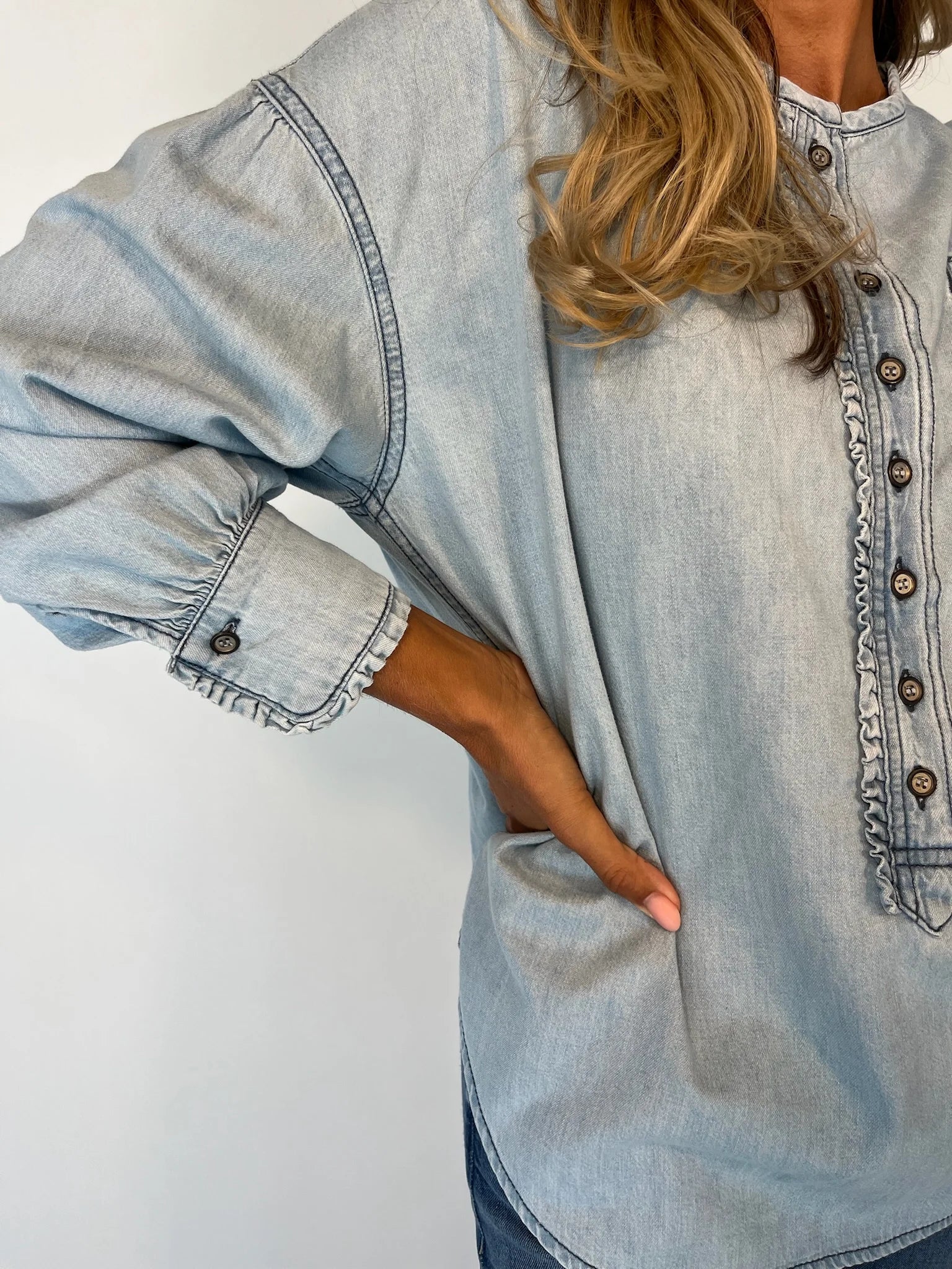 Free People | Denim Dreaming Pullover | Vagabond | Apparel | Boutique