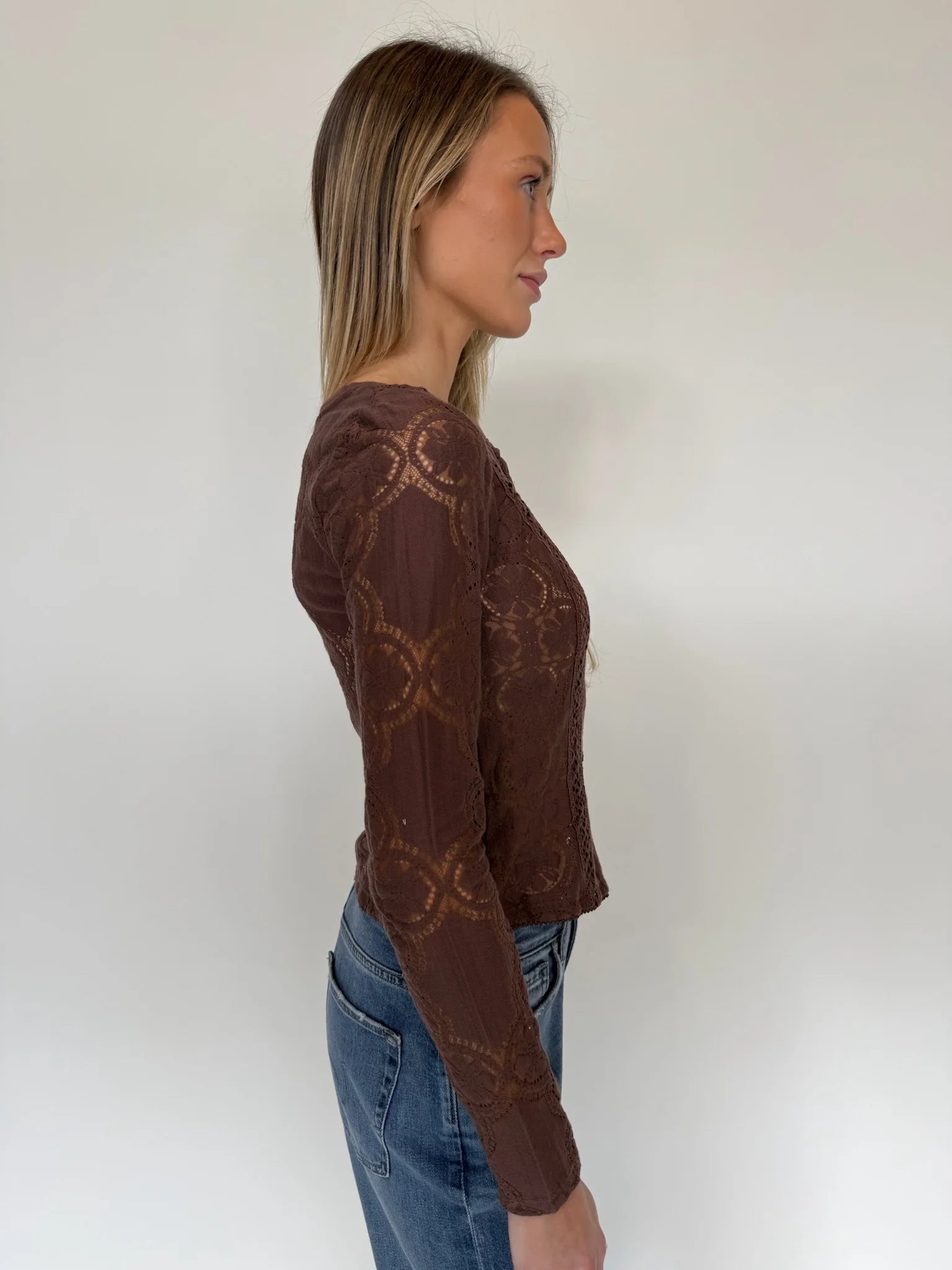 Free People | Jae Knit Long Sleeve Top | Front | Chicory Coffee | Side | Vagabond | Apparel | Boutique
