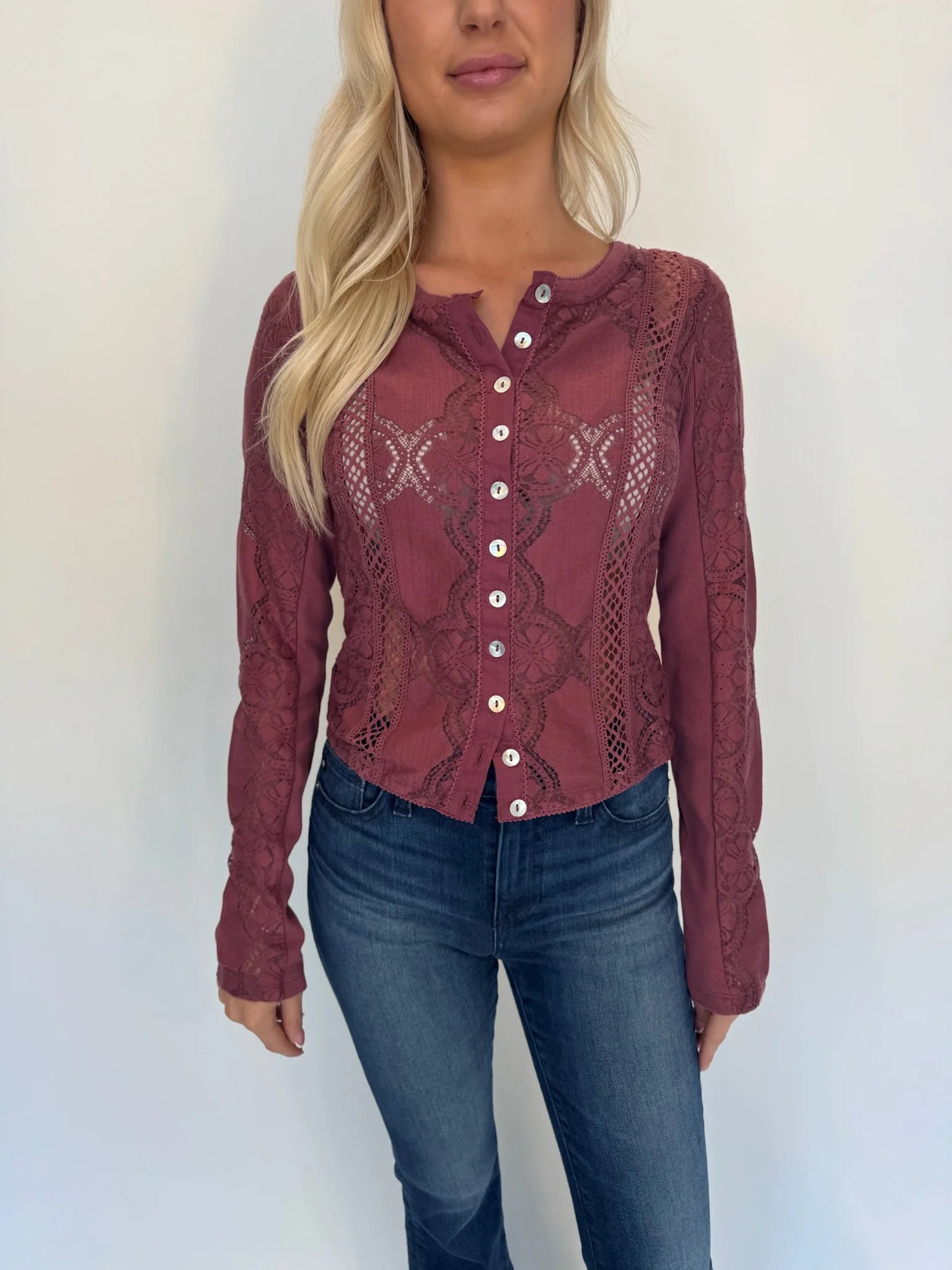 Free People | Jae Knit Long Sleeve Top | Front | Vagabond | Apparel| Boutique