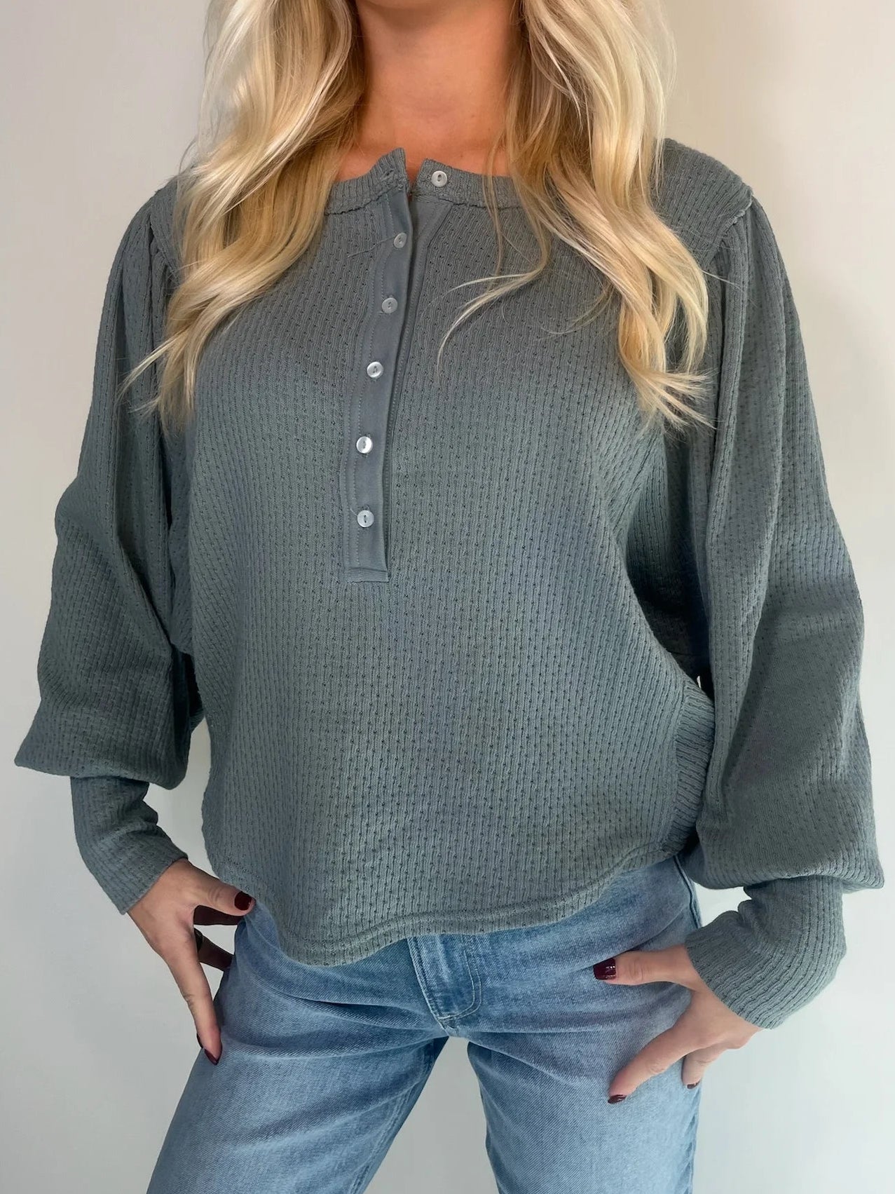 Free People | Quinn Knit Top | Jade | Close | Vagabond | Apparel | Boutique