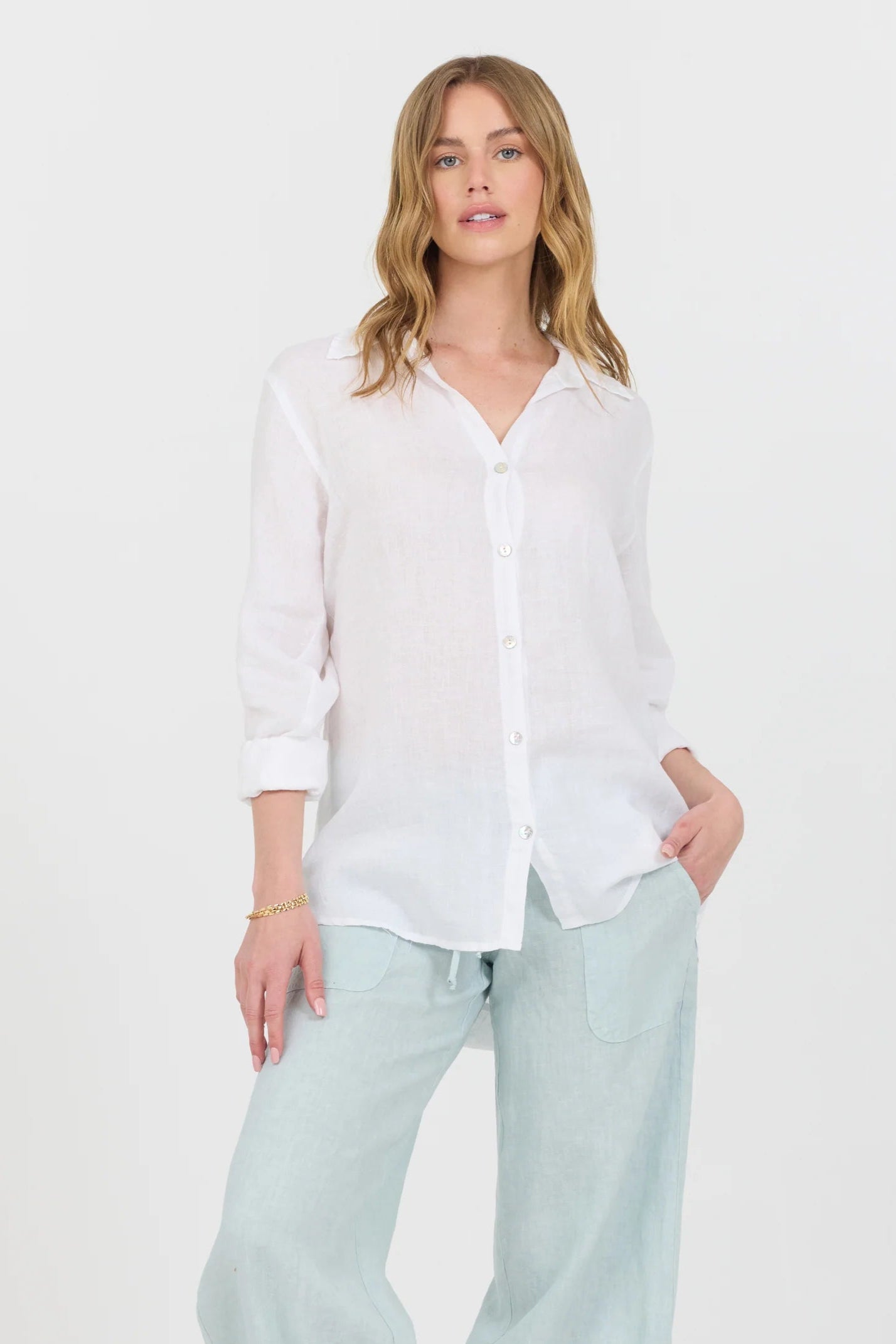 Fresh Laundry | Long Sleeve Linen Button Up | White | Front | Vagabond | Apparel | Boutique