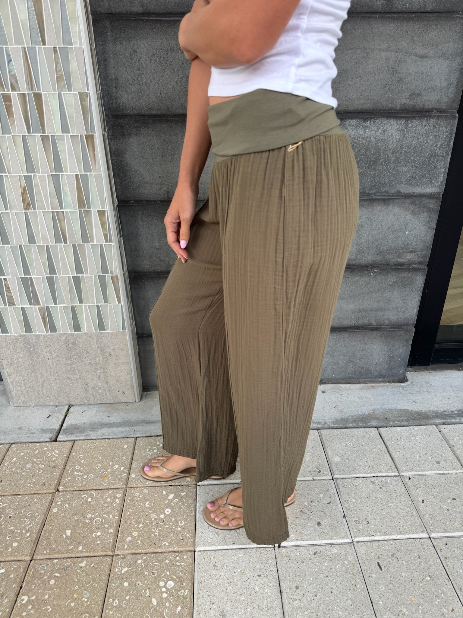 Fresh Laundry | Foldover Gauze Pant | Olive | Side | Vagabond | Apparel | Boutique