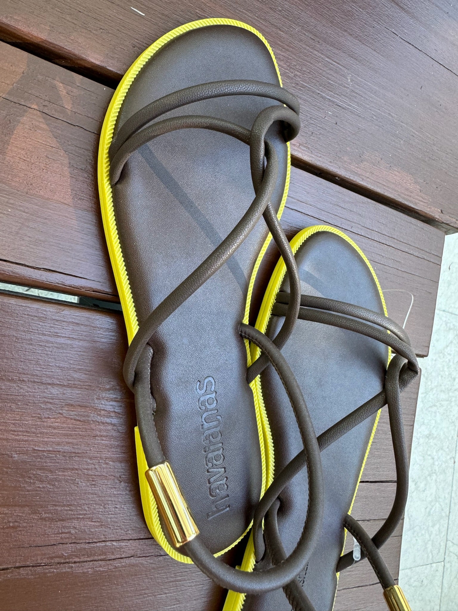 Havaianas Una Manga Sandal | Vagabond Apparel Boutique