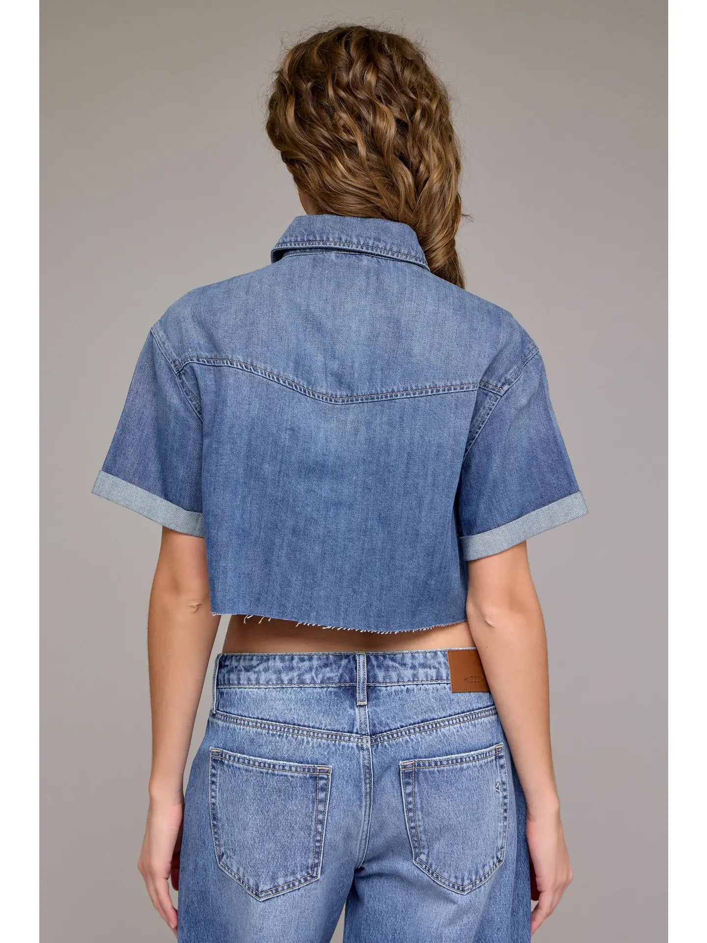 Hidden Jeans | Boxy Soft Cropped Shirt | Medium | Back | Vagabond | Apparel | Boutique
