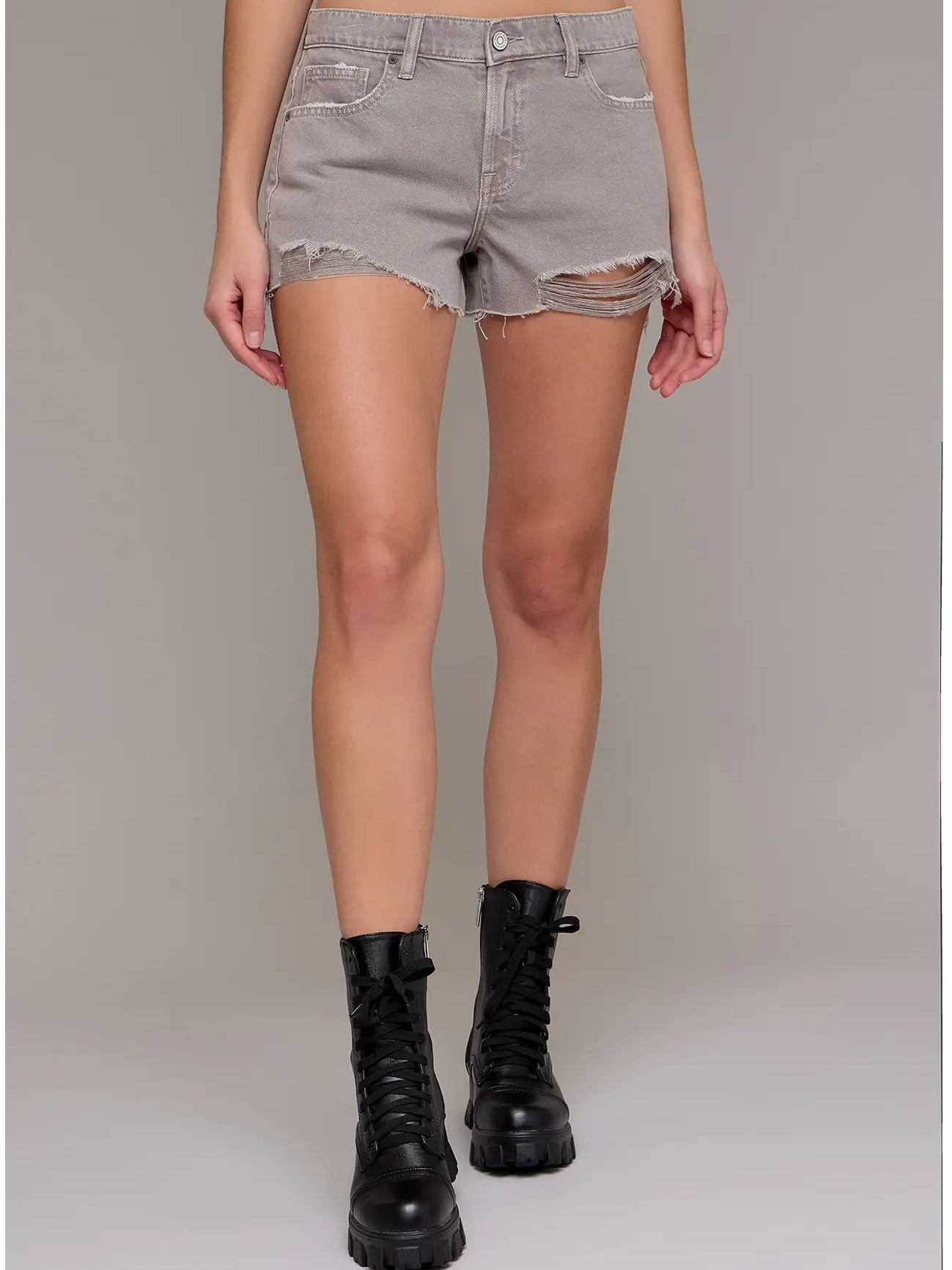 Hidden Jeans | Kayla Relaxed Short | Vagabond | Apparel | Boutique