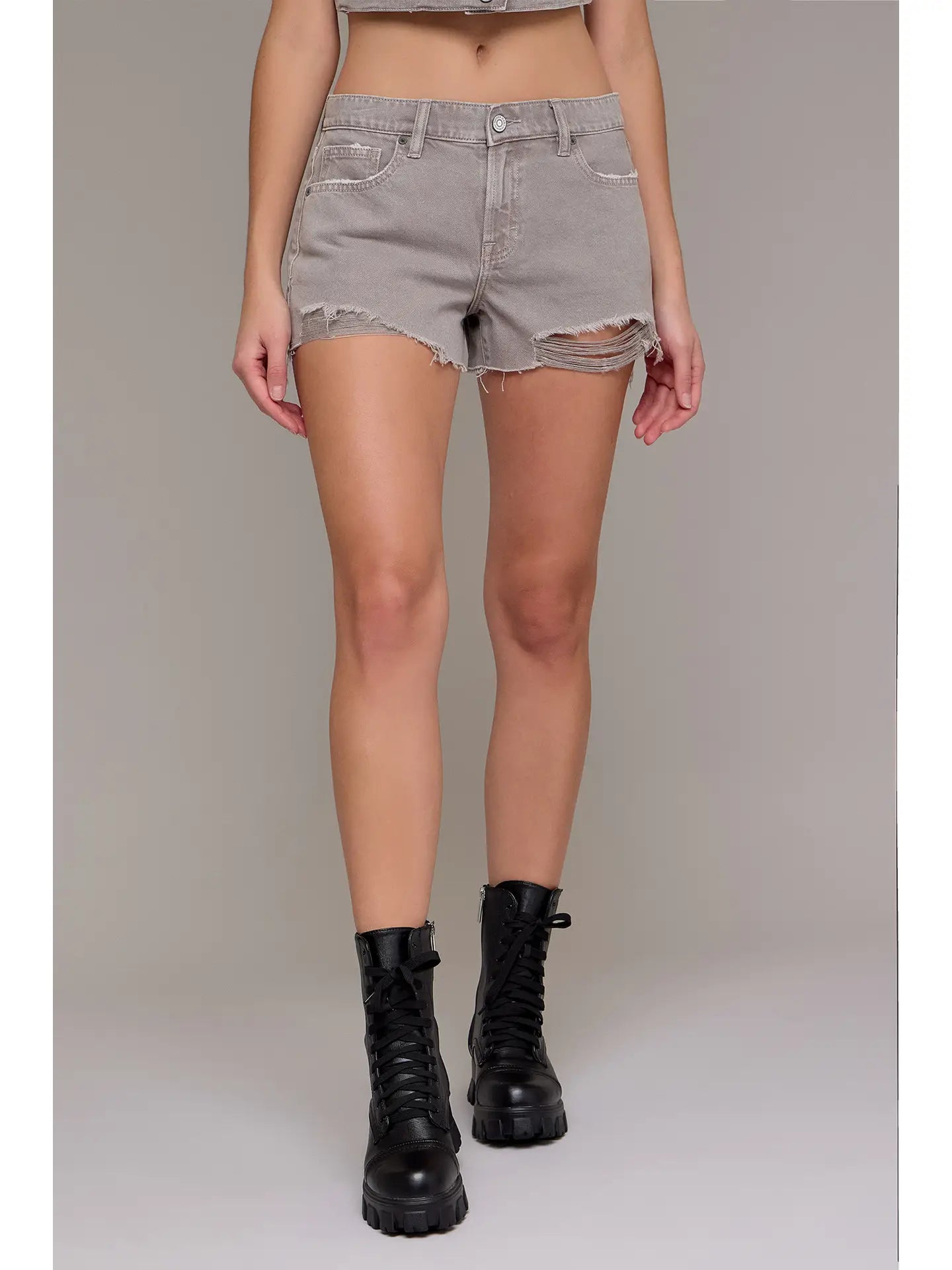 Hidden Jeans | Kayla Relaxed Short | Vagabond | Apparel | Boutique