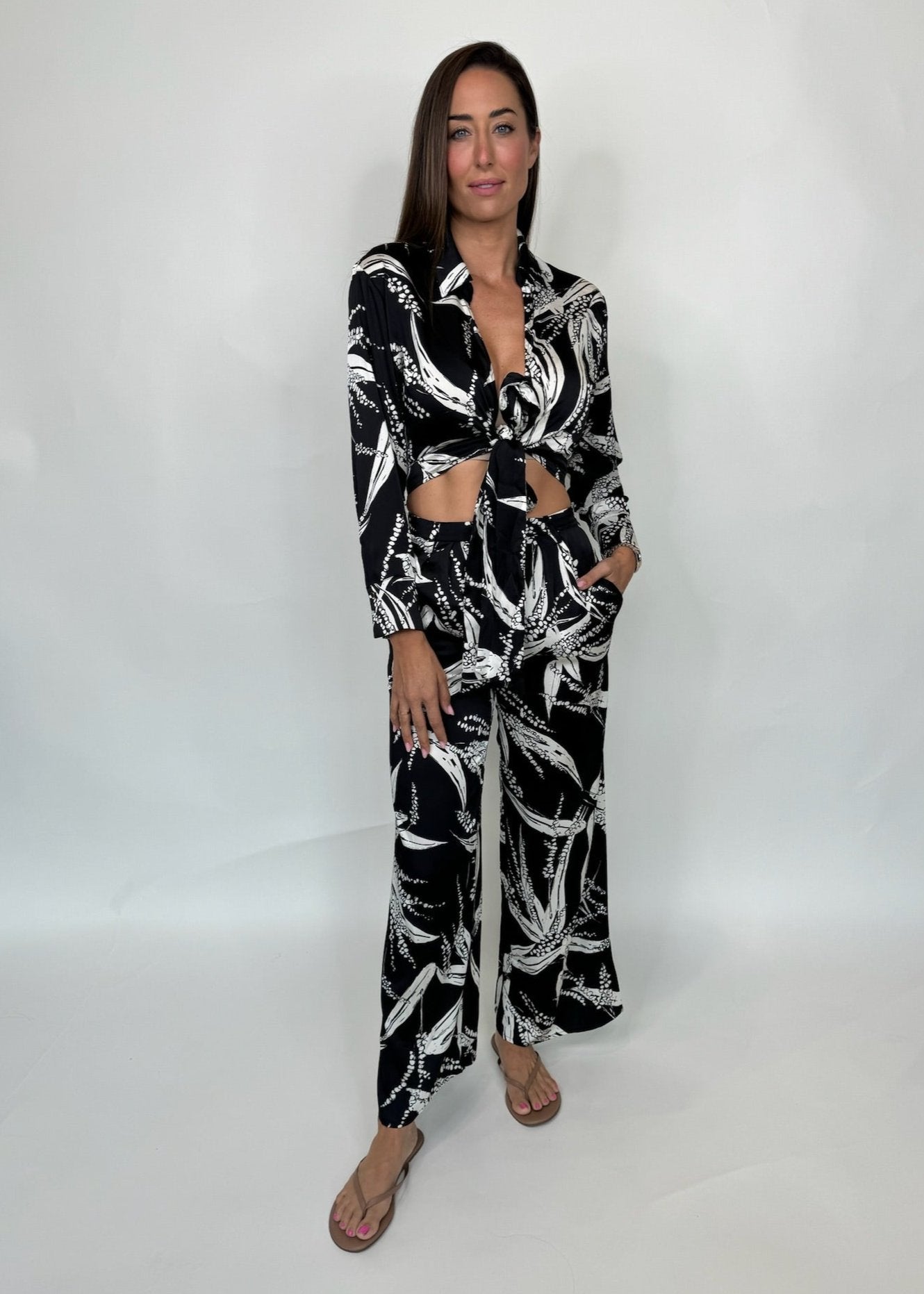 KLD L/S Satin Printed Tie Front Blouse Black | Vagabond Apparel Boutique