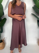 KLD V-Neck Washed Satin Bubble Hem Top | Vagabond Apparel Boutique