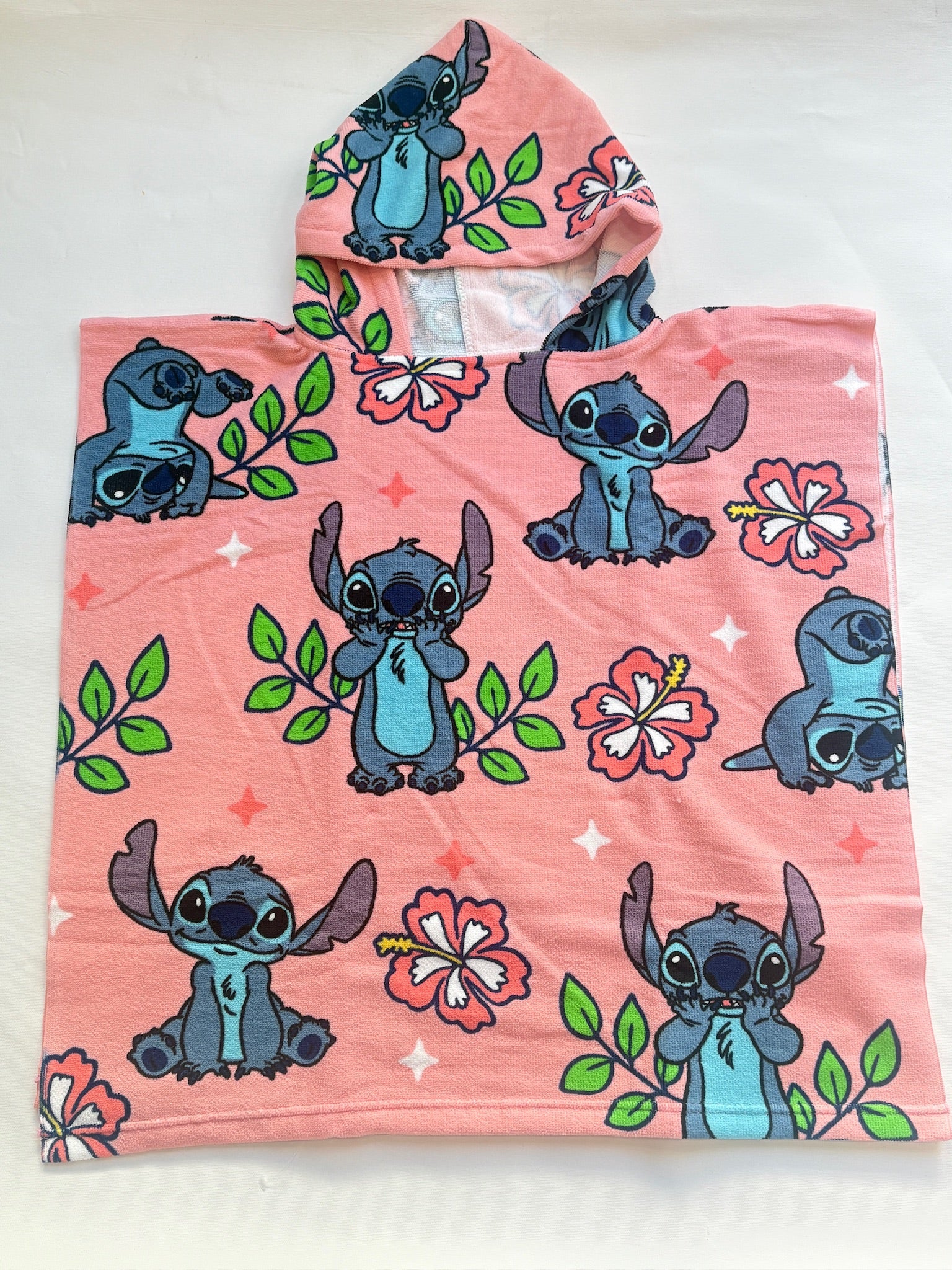 Island Gear | Hooded Towel | Stitch Pink | Vaagabond | Apparel | Boutique
