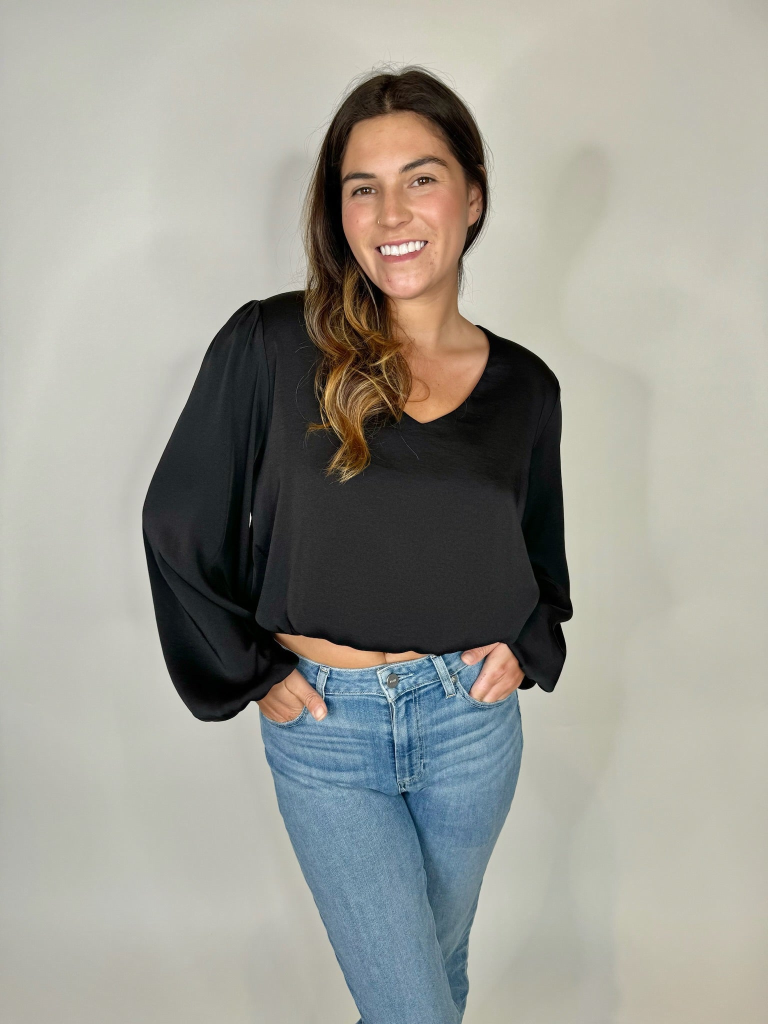 KLD L/S Washed Satin V-Neck Bubble Hem Blouse | Vagabond Apparel Boutique
