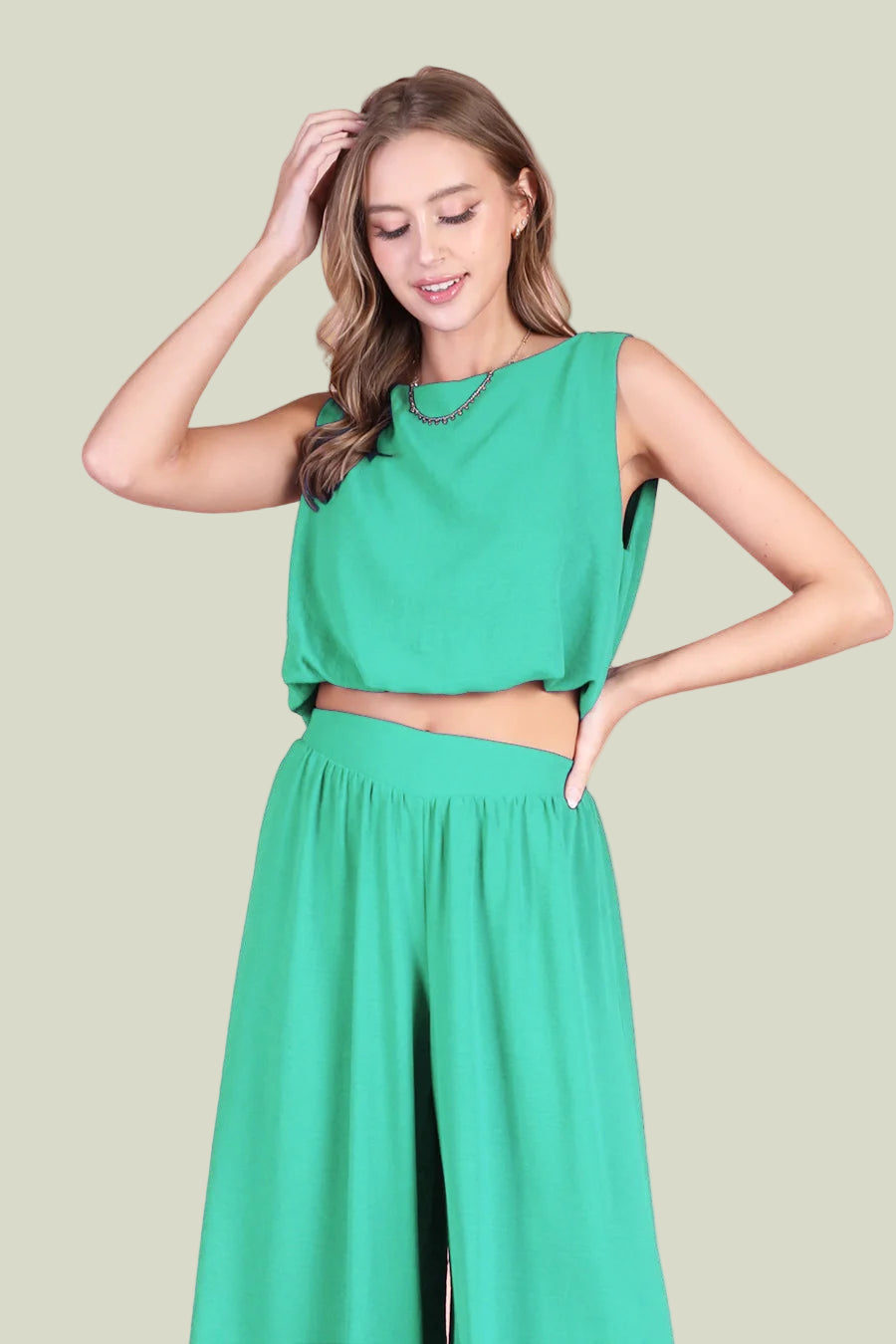 KLD | Solid Bubble Hem Crop Top | Green | Vagabond | Apparel | Boutique