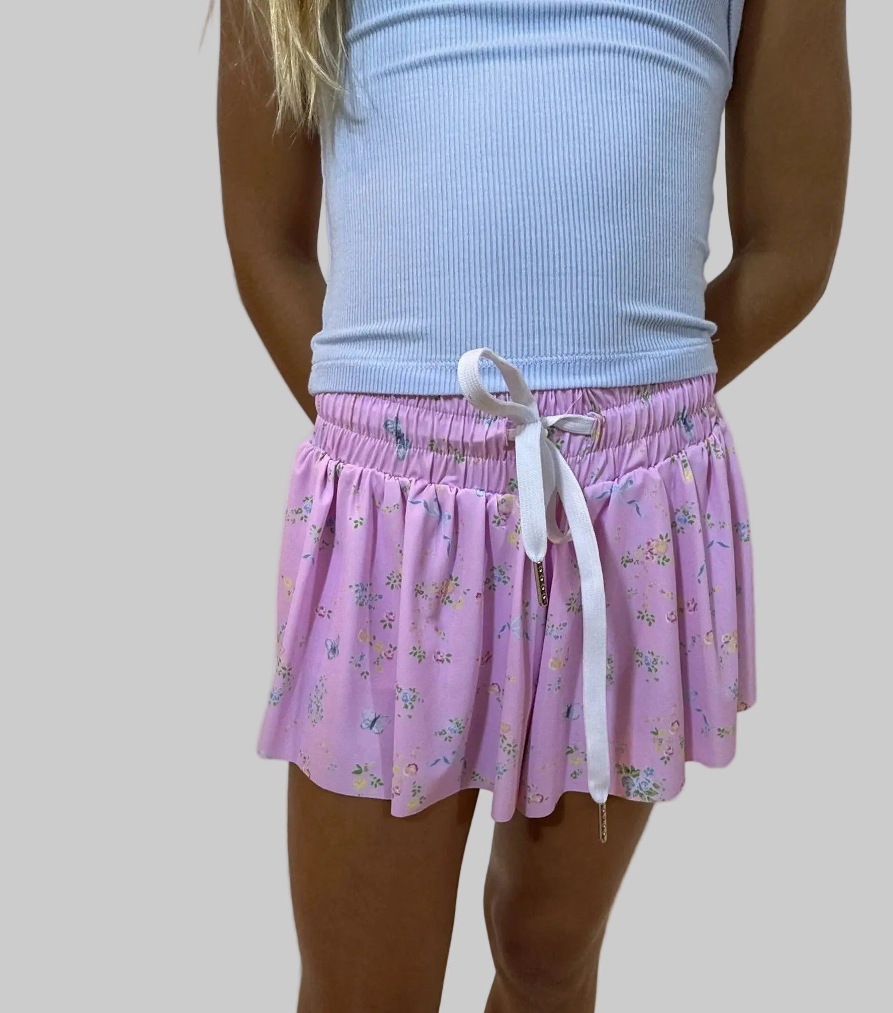 Katie J | Farrah Printed Shorts | Butterfly Carnations| Vagabond | Apparel | Boutique