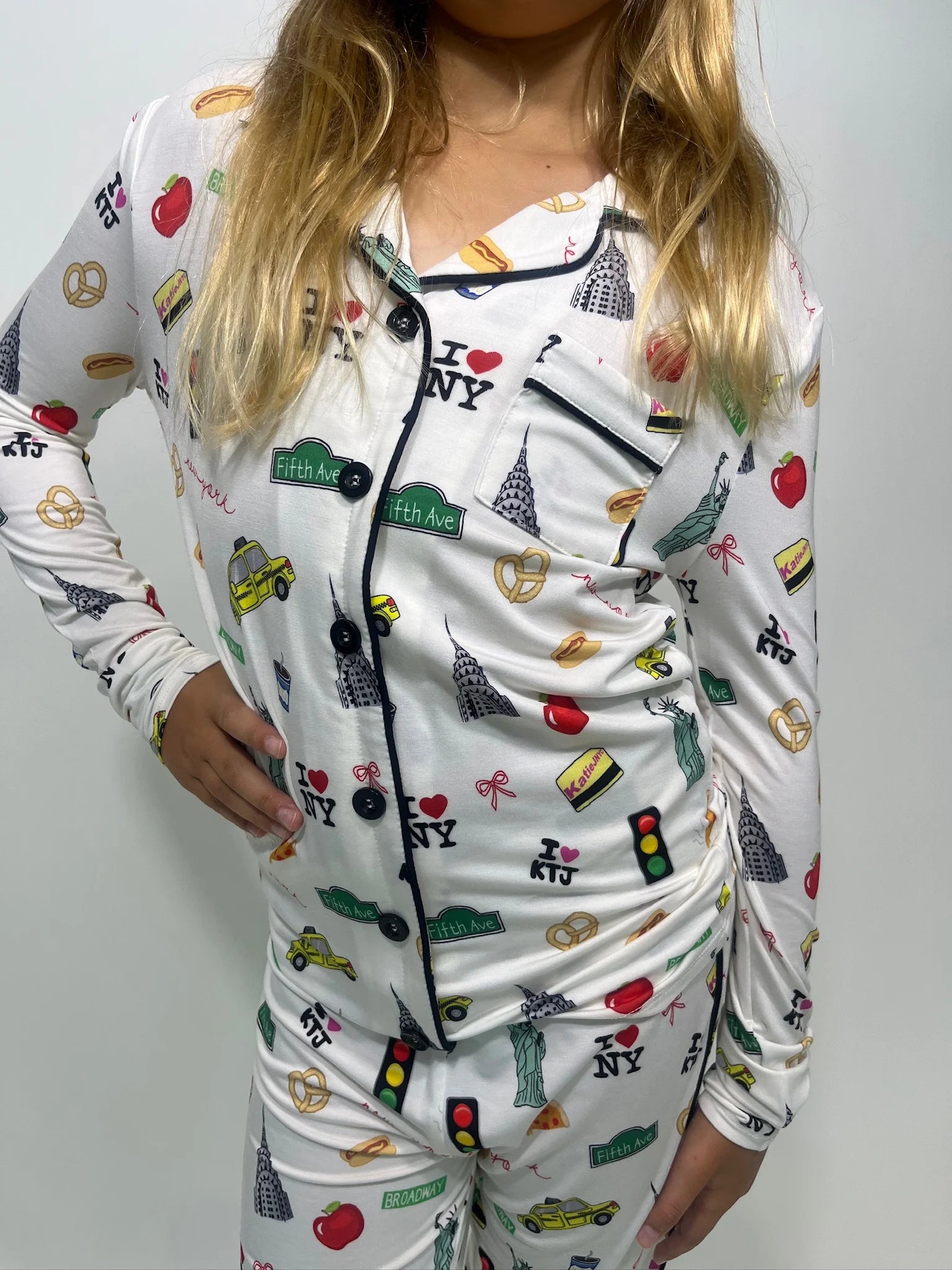 Katie J | Maia Lounge Set | New York | Front | Vagabond | Apparel | Boutique