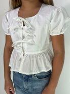 Katie J | Wells Top | White | Close | Vagabond | Apparel | Boutique