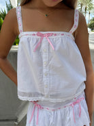 Katie J | Zuri Top | Close | Vagabond | Apparel | Boutique