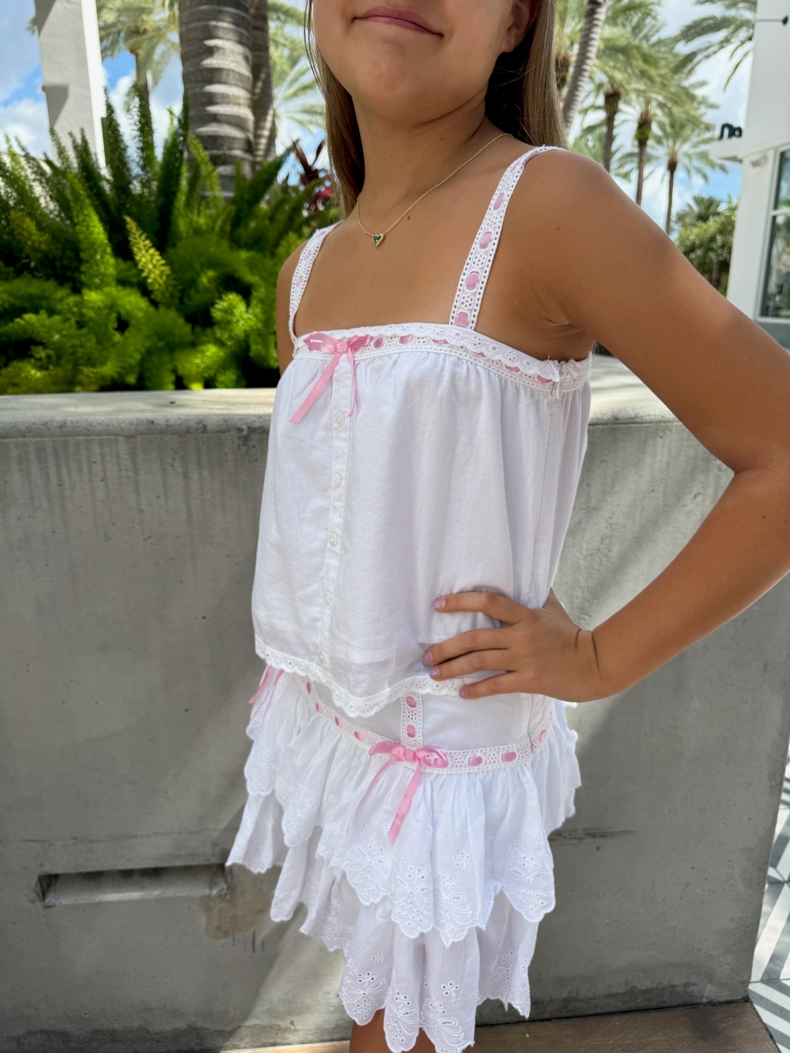 Katie J | Zuri Top | Vagabond | Apparel | Boutique