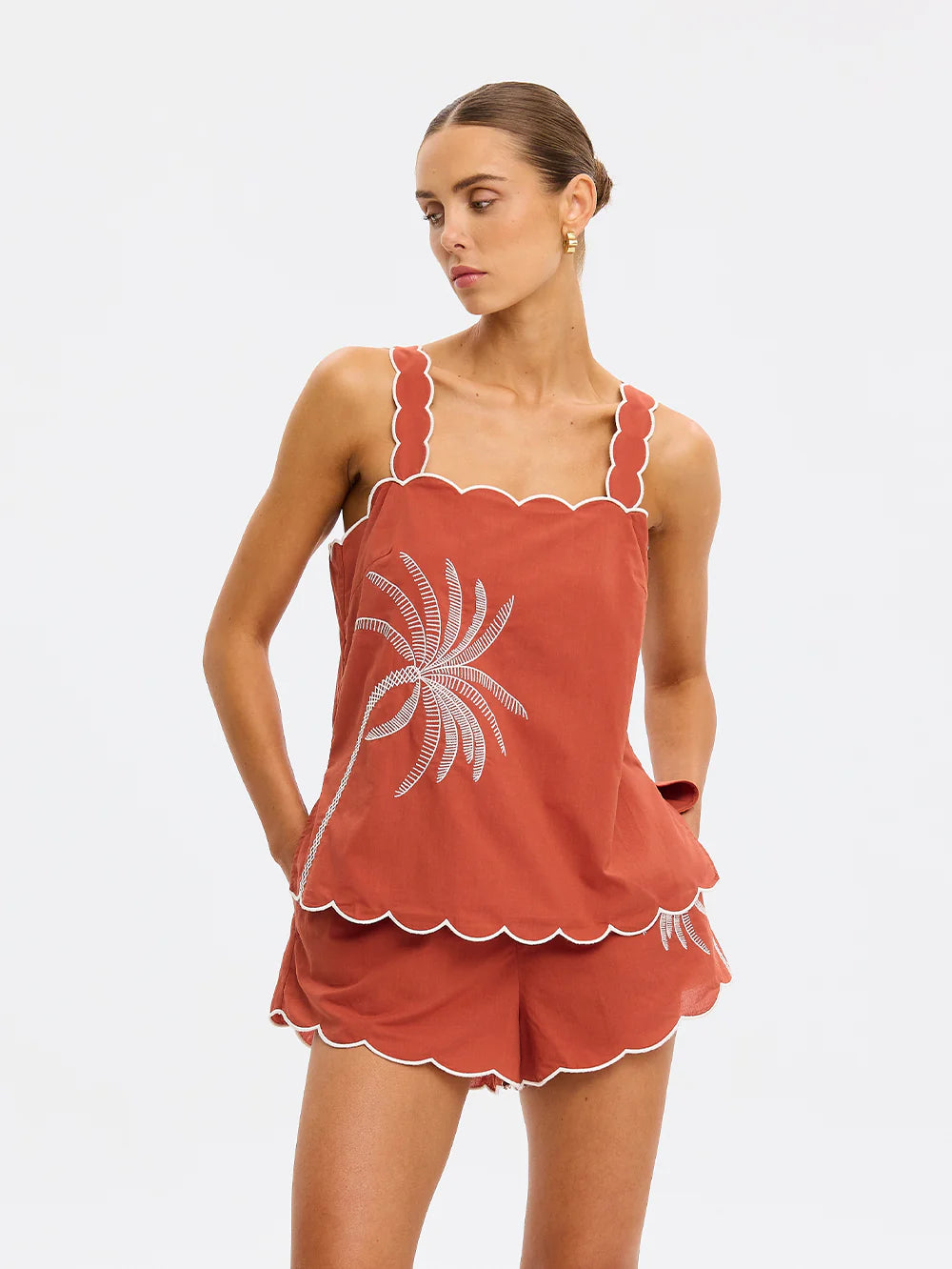 Kivari | Amaya Top | Close | Vagabond | Apparel | Boutique