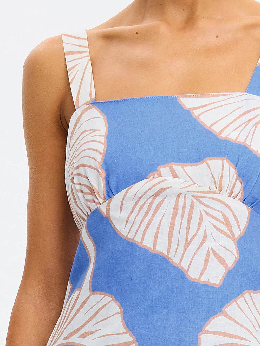 Kivari | Ilana Mini Dress | Close | Vagabond | Apparel | Boutique