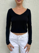 LA Made | Esya V-Neck Long Sleeve Top | Black | Vagabond | Apparel | Boutique