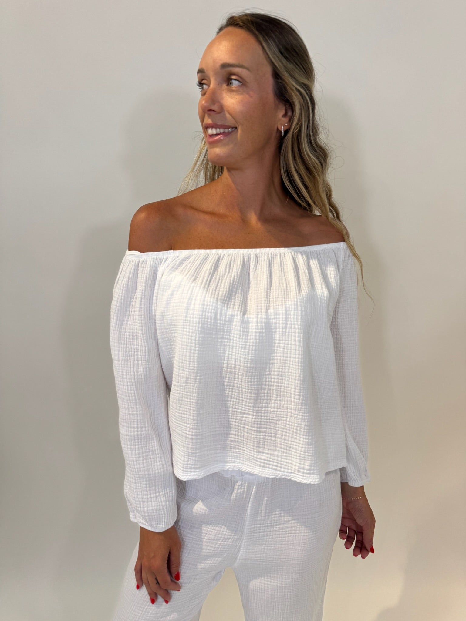 LA Made |  Monet Off Shoulder Gauze Top | Vagabond | Apparel | Boutique