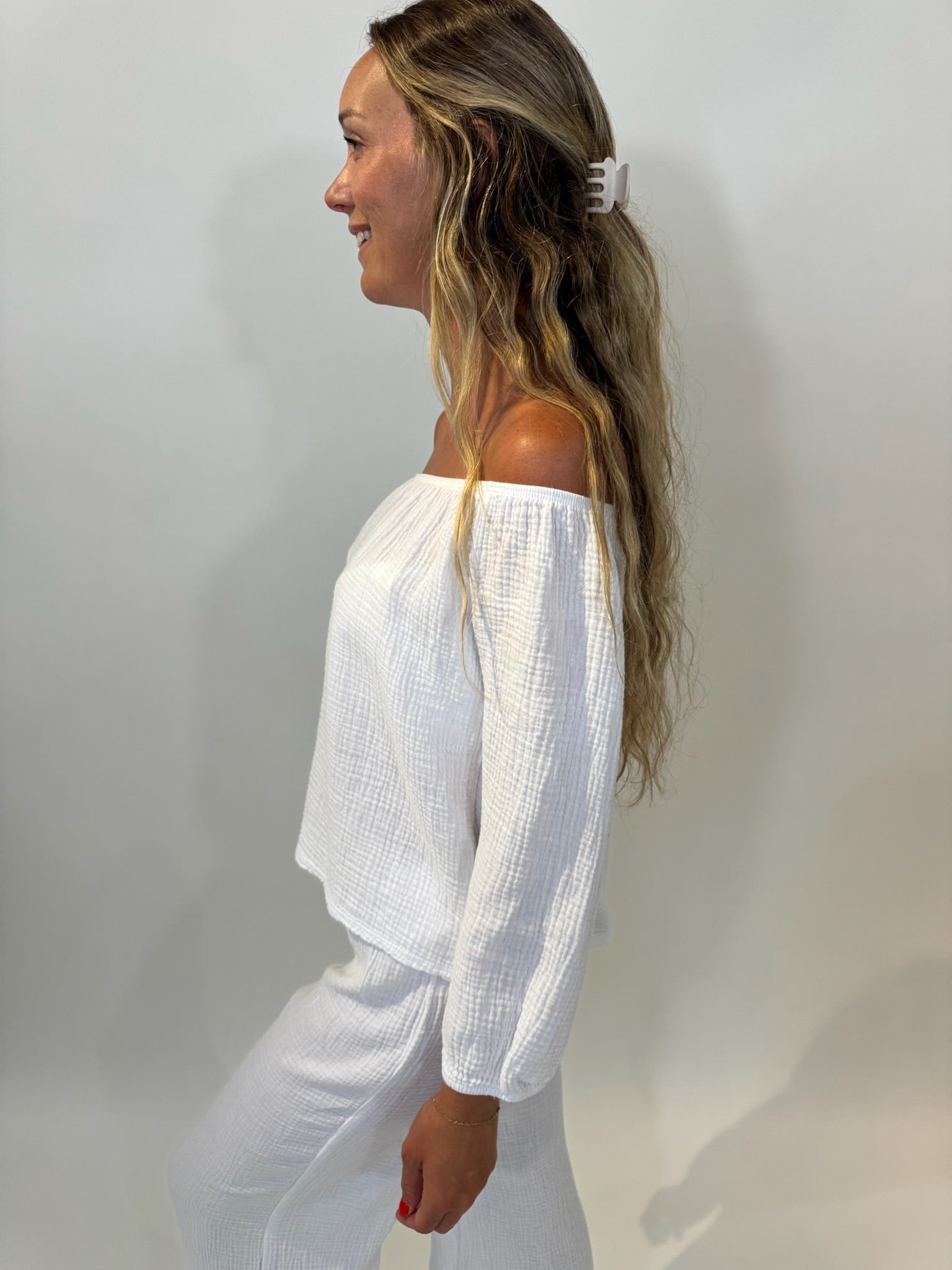 LA Made |  Monet Off Shoulder Gauze Top | Vagabond | Apparel | Boutique