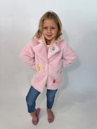 Mini Dreamer | Kylie Smile Sherpa Coat | Pink | Model | Vagabond | Apparel | Boutique