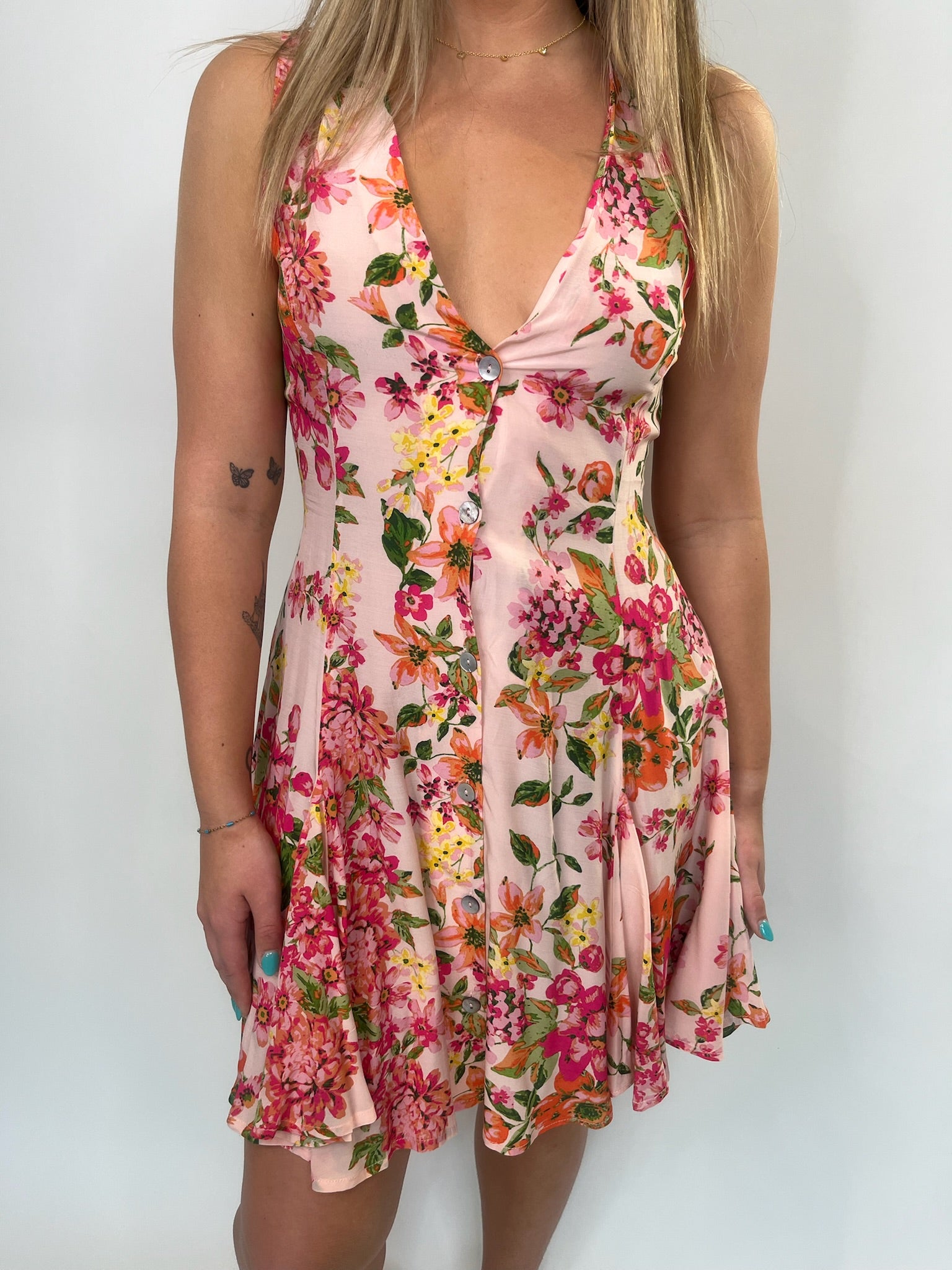 Olivaceous Dress Peach Floral | Vagabond Apparel Boutique