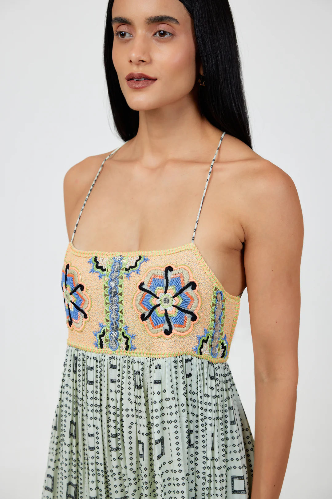 Ollari | Lucia | Maxi | Dress | Close | Vagabond | Apparel | Boutique