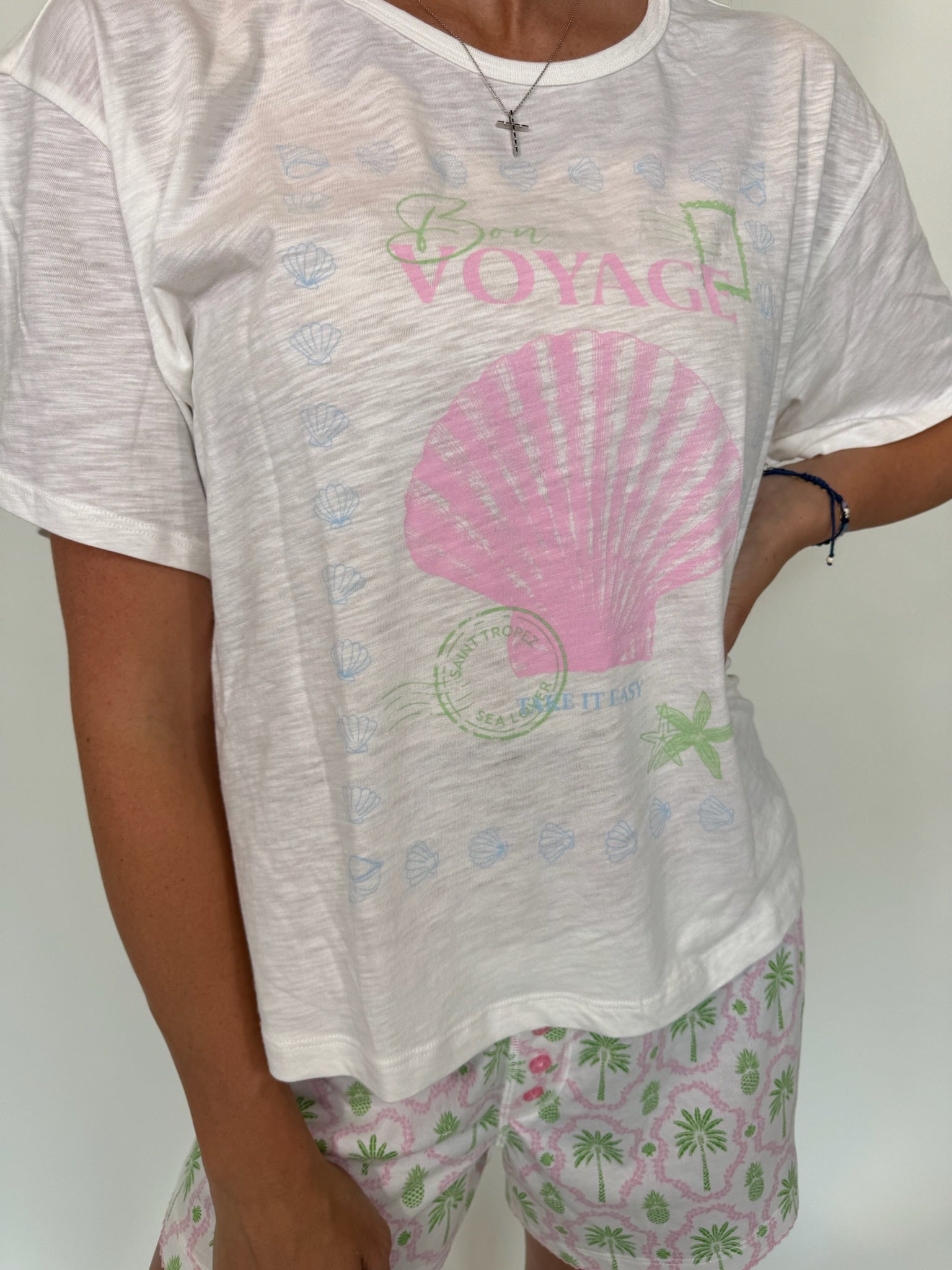 PJ Salvage |  S/S Tee Playful Print Bon Voyage | Close | Vagabond | Apparel | Boutique