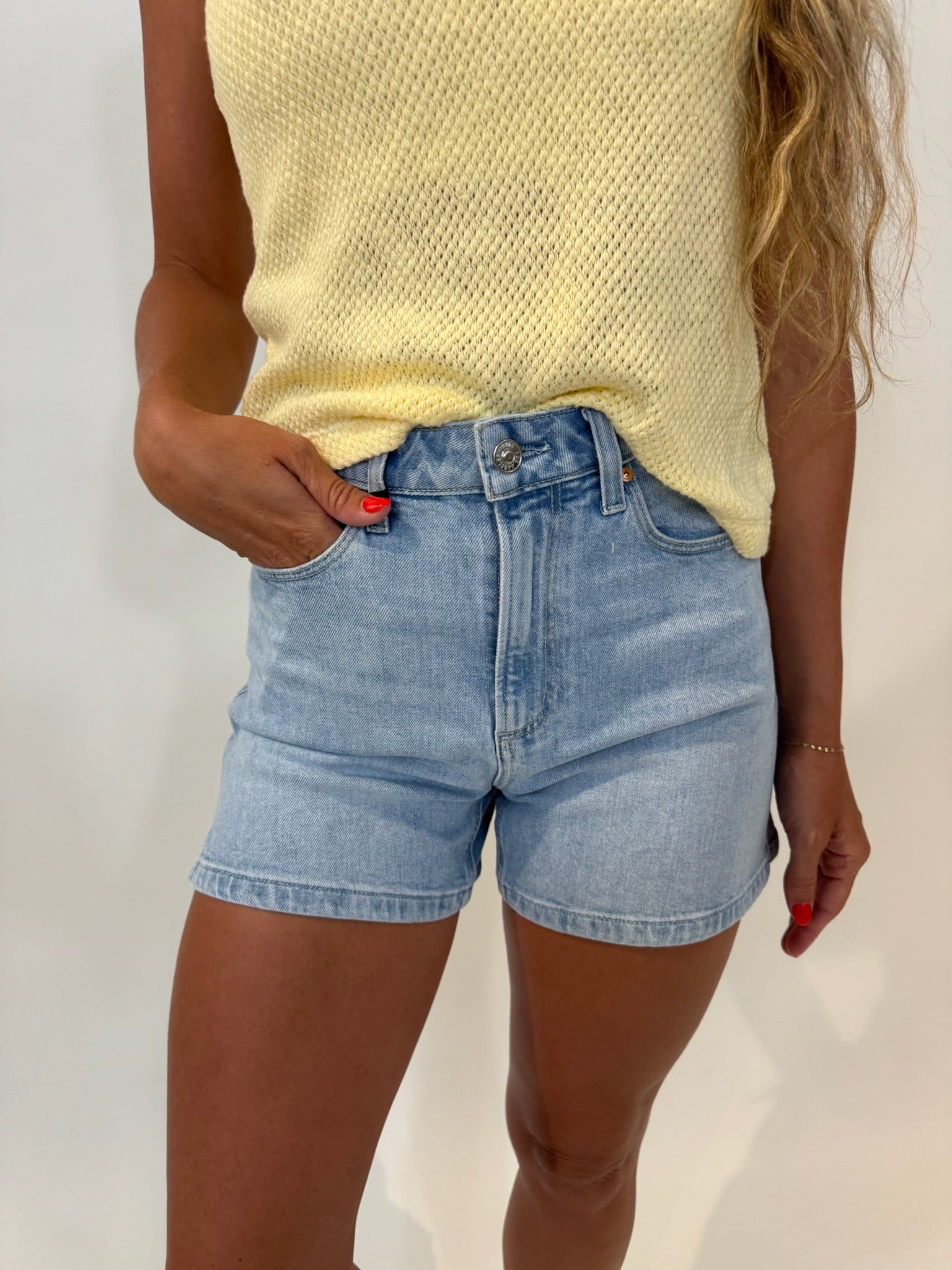 Paige | Dani Short W/ Finished Hem | Vagabond | Apparel | Boutique