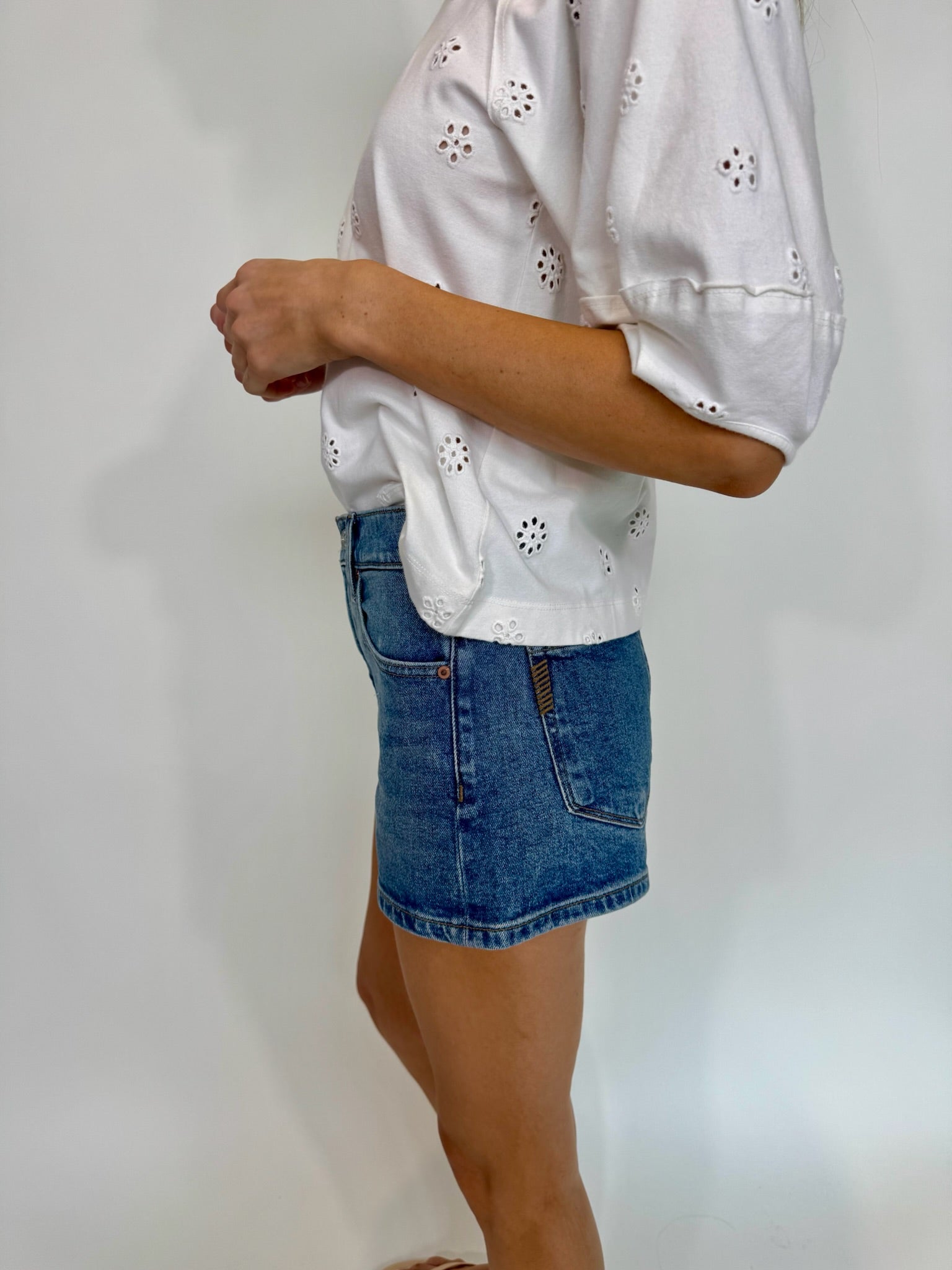 Paige | Hayley Short Bluffs | Side | Vagabond | Apparel | Boutique