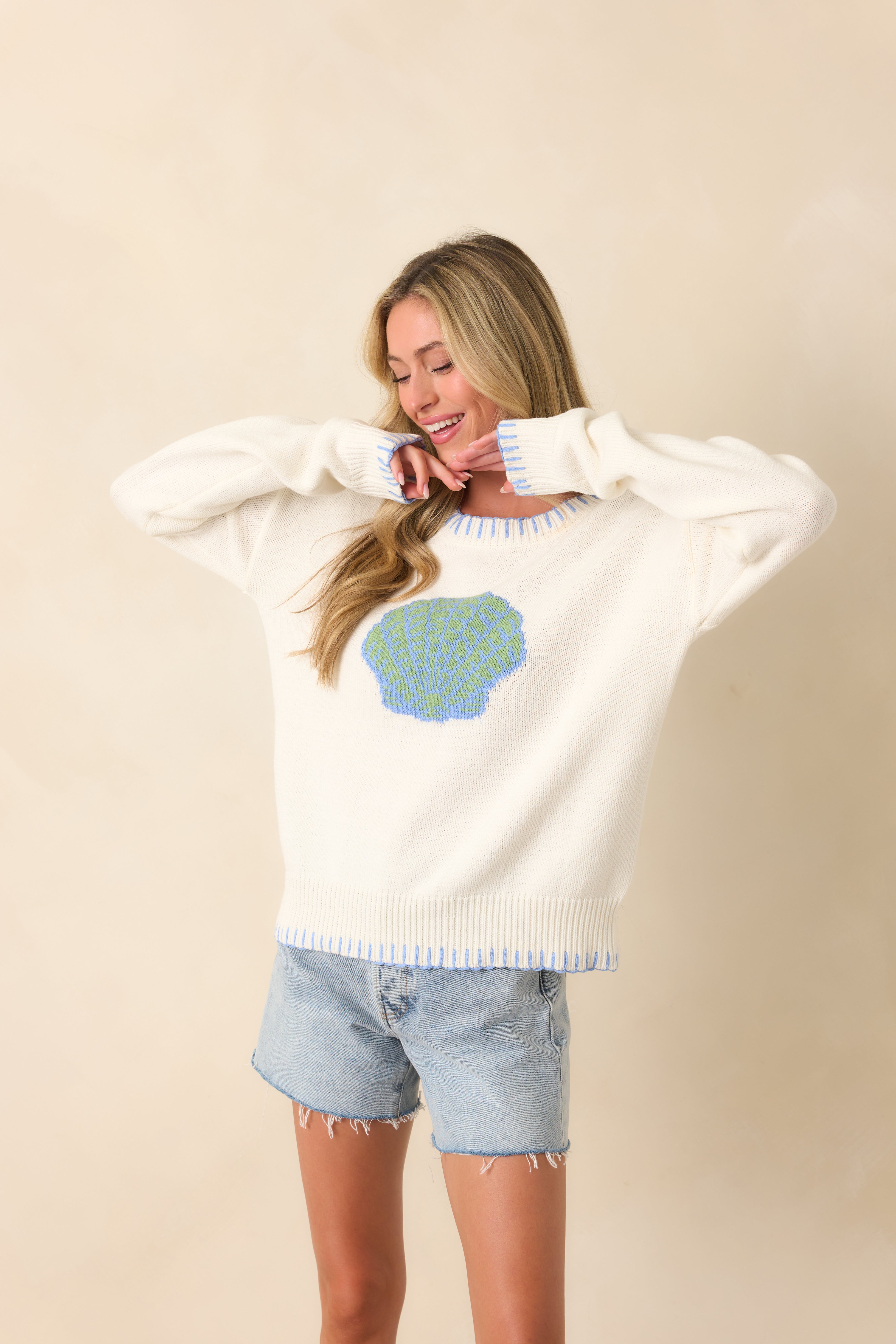 Paradisa | Shell Island Sweater | Model | Vagabond | Apparel | Boutique | Sweater
