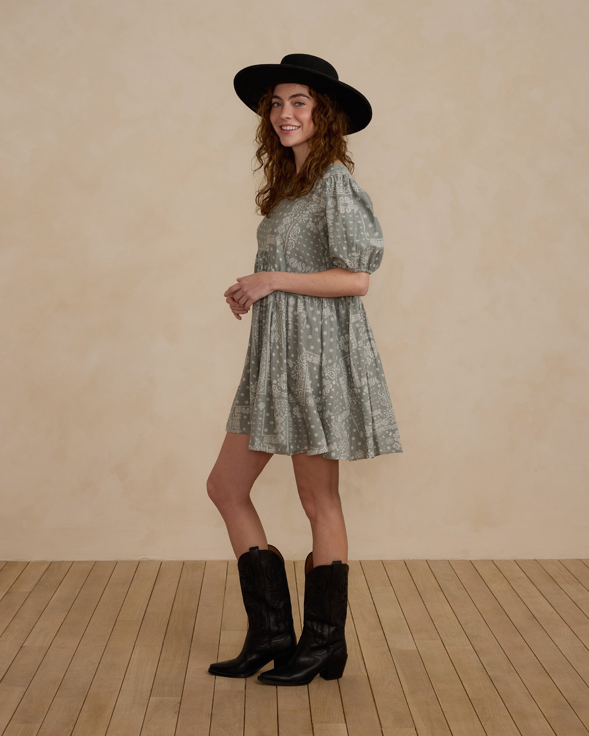 Rose Dress Laurel Bandana M at Rylee Cru