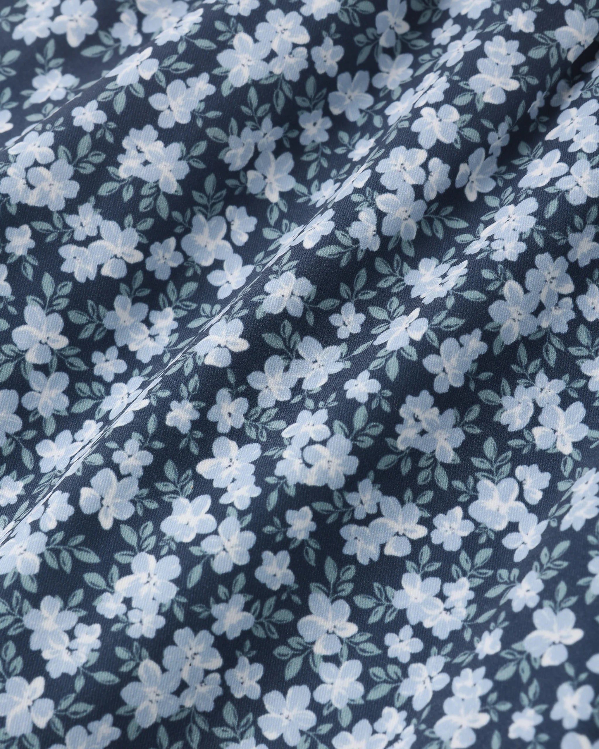 Rylee & Cru | Men Dolphin Boardshort Navy Floral | Swatch | Vagabond | Apparel | Boutique