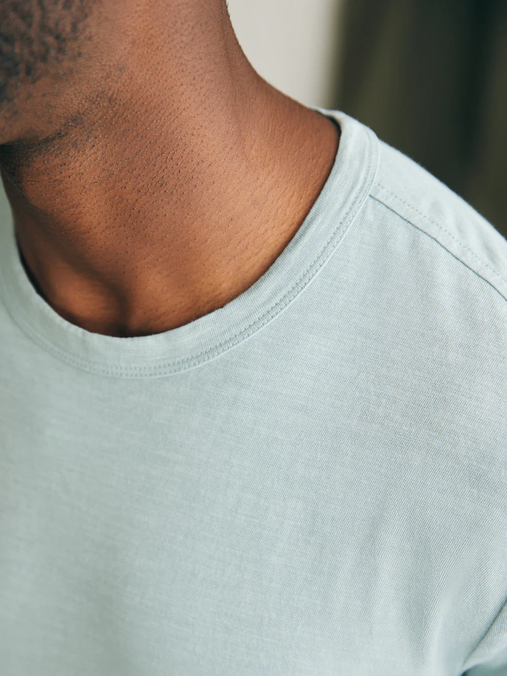 Faherty Mens Sunwashed Tee | Vagabond Apparel Boutique