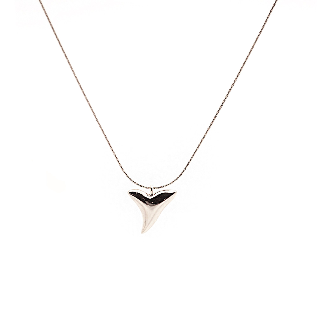 Salty Cali Shark Tooth Salty Pendant Necklace | Vagabond Apparel Boutique