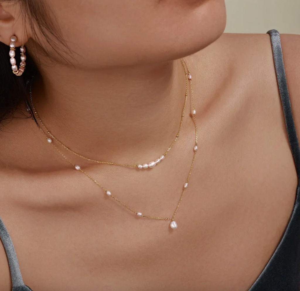 Eklexic Cluster Pearl Necklace 14K Gold Plated
