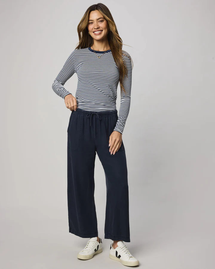 Splendid | Angie Crop Wide Leg Pant | Navy | Front | Vagabond | Apparel | Boutique
