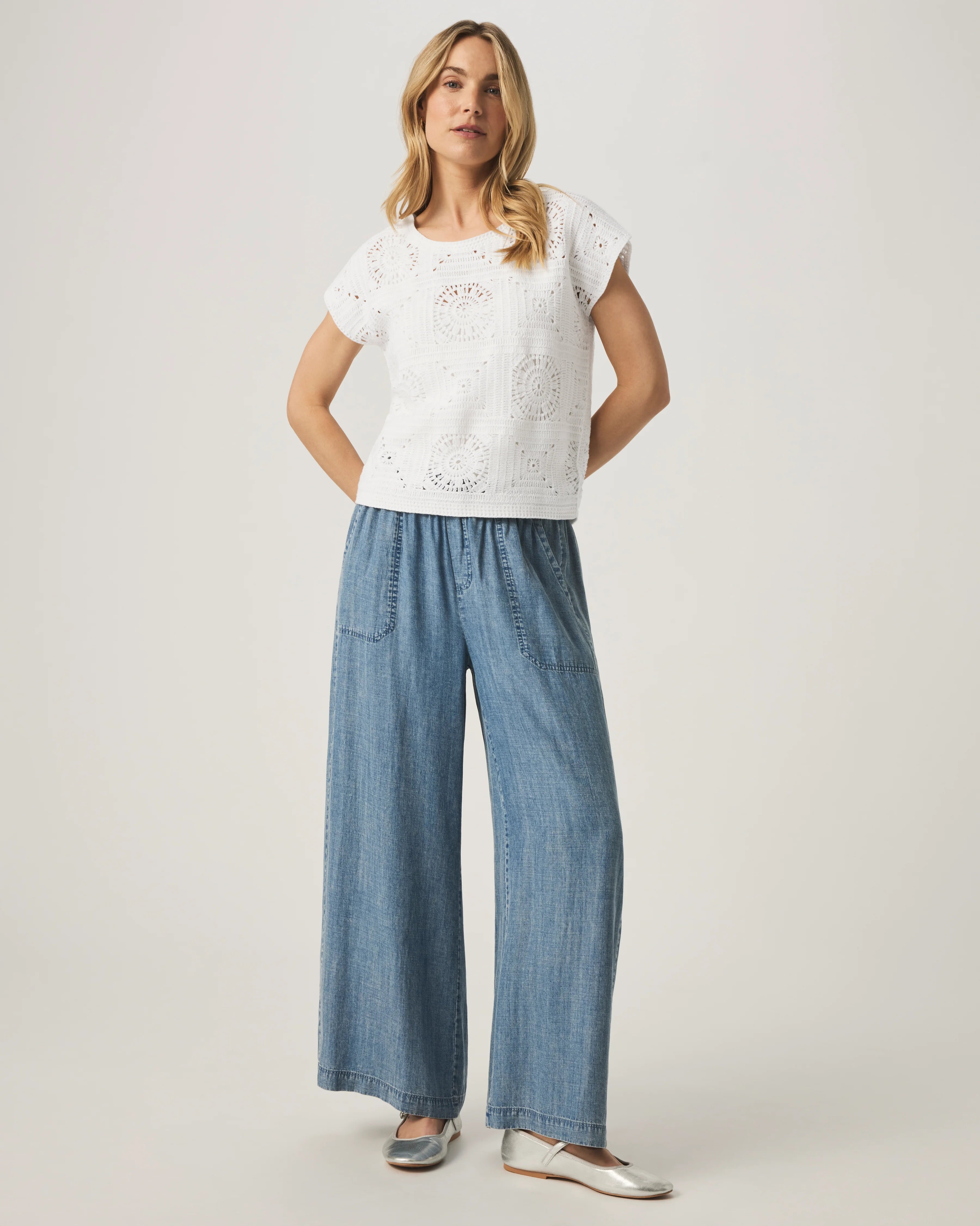 Splendid | Anderson Sweater Top | White Front | Vagabond | Apparel | Boutique