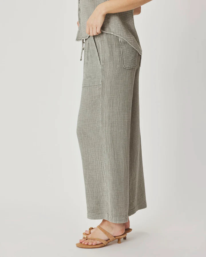 Splendid | Ava Gauze Pant | Side | Vagabond | Apparel | Boutique