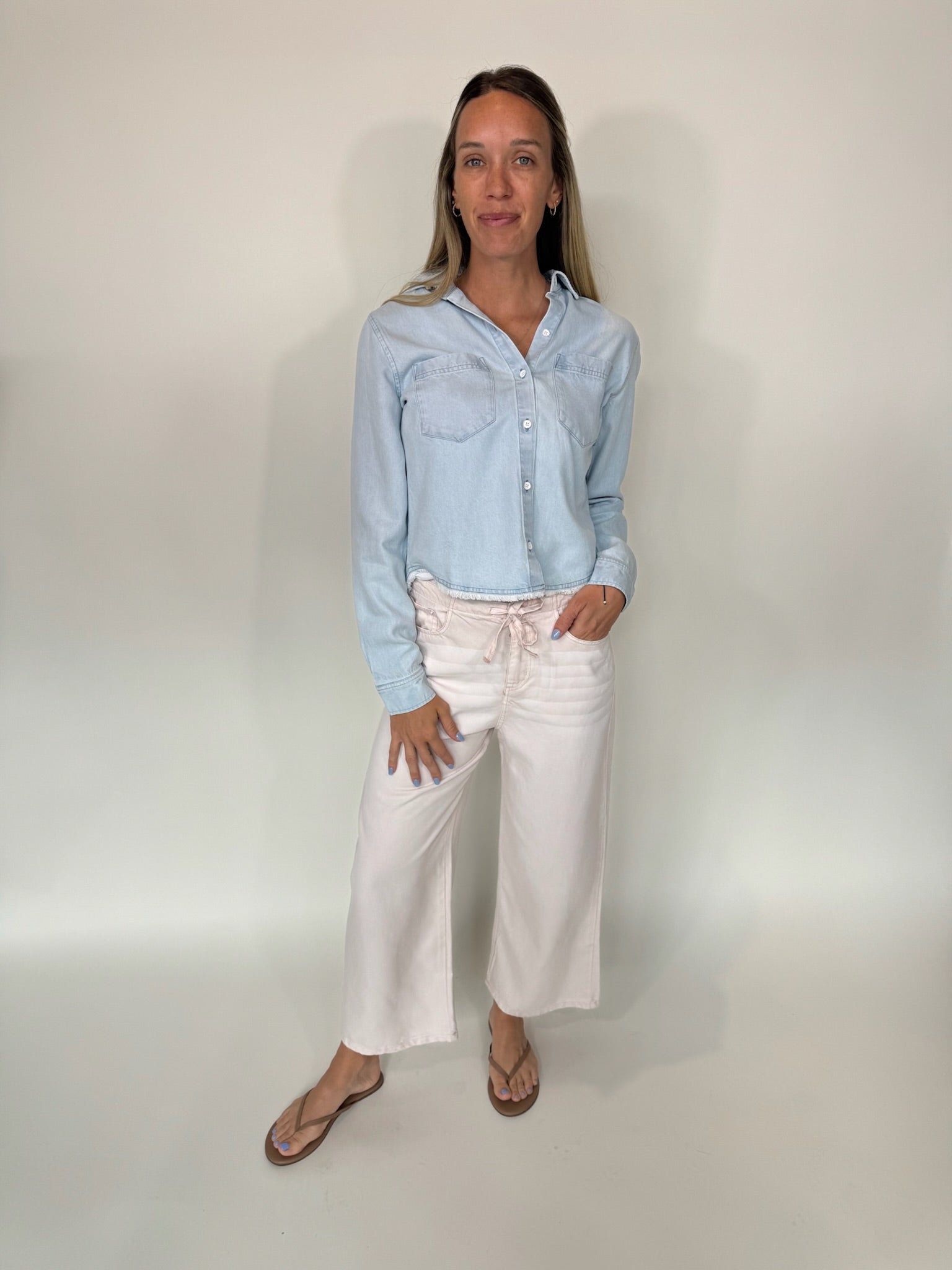 Splendid | Lounge Denim Crop Pant | Vagabond | Apparel | Boutique