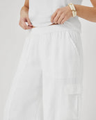 Splendid | Stella Linen Cargo Pant | Close | Vagabond | Apparel | Boutique