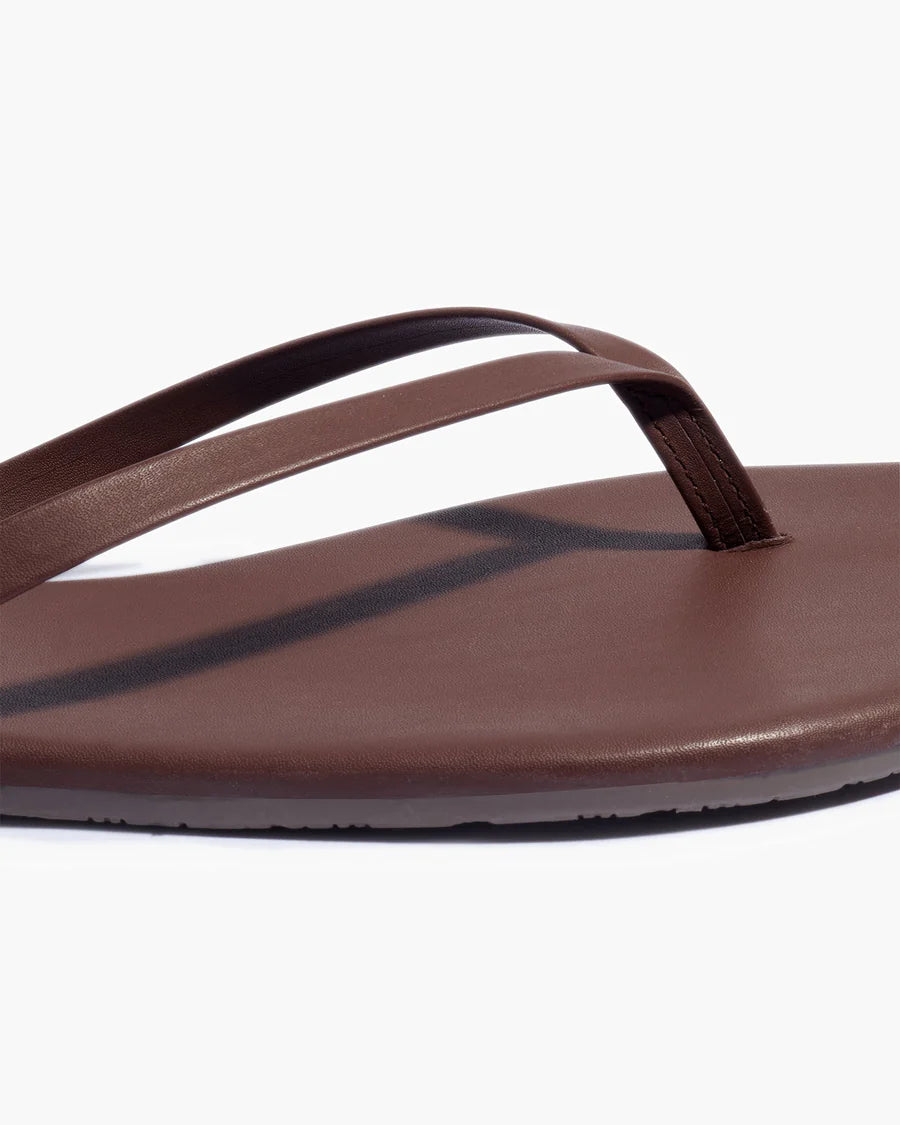 Tkees | Foundation | Cappuccino | Close | Vagabond | Apparel | Boutique