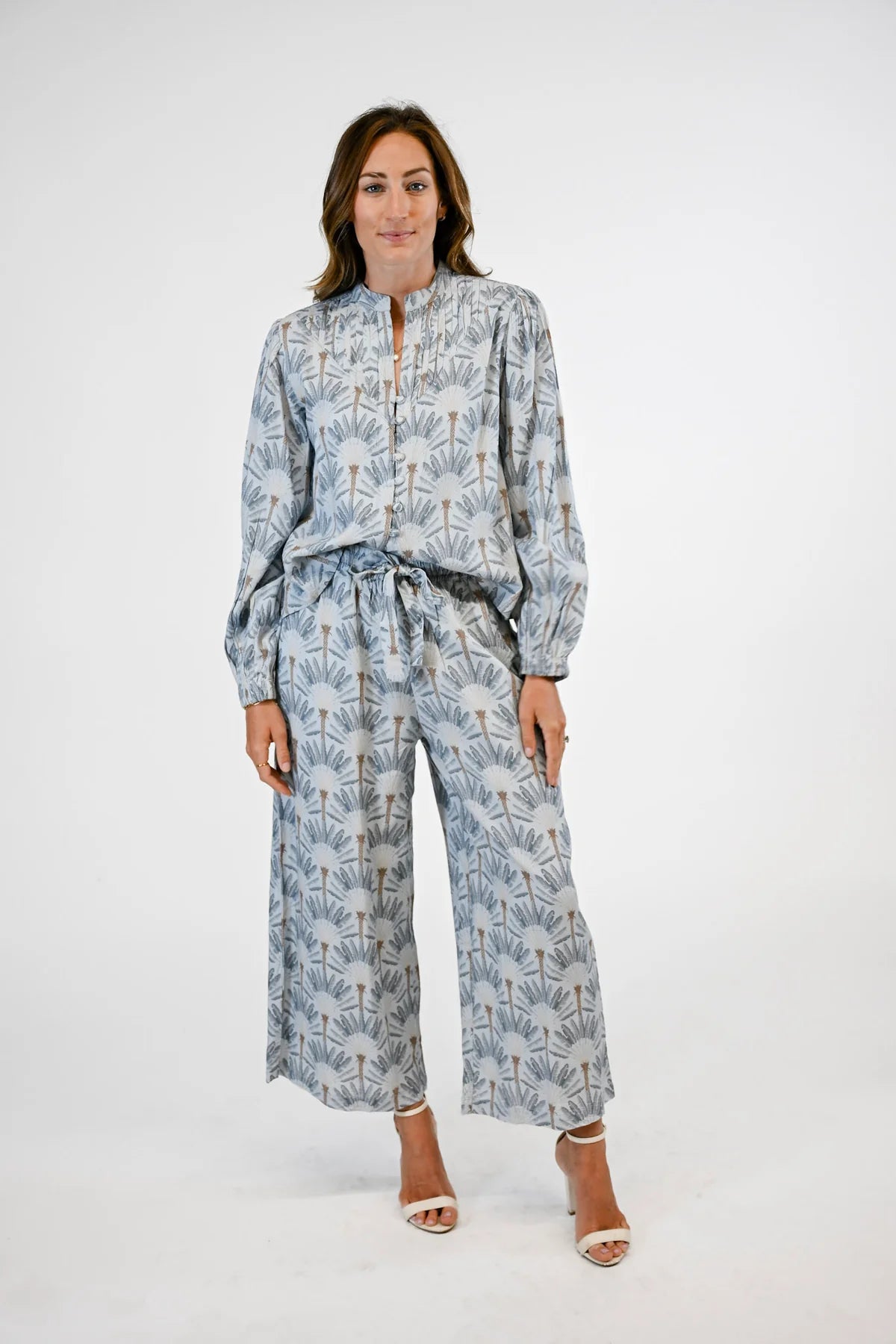 Victoria Dunn | Verity Pant | Model | Vagabond | Apparel | Boutique