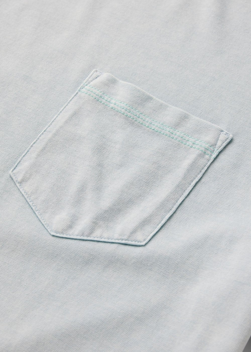 Vissla | Cosmic | Wash | Pocket | Tee | Close | Vagabond | Apparel | Boutique