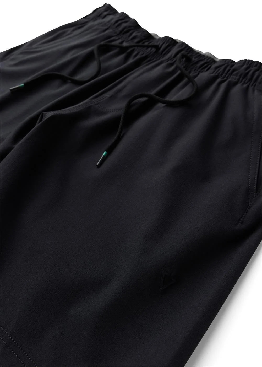 Vissla Boy |  No See Ums Hybrid  Eco 16.5" Elastic Walkshort | Vagabond | Apparel | Boutique