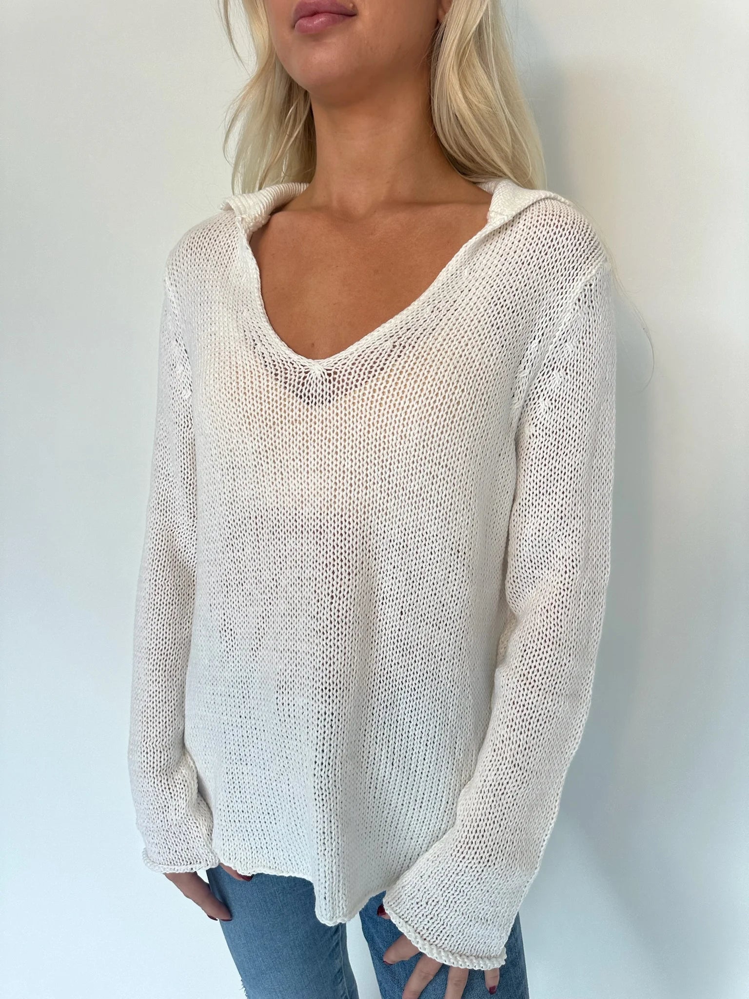 Wooden Ships | Shirt Tail Collar Top | Close | Model | Vagabond | Apparel | Boutique