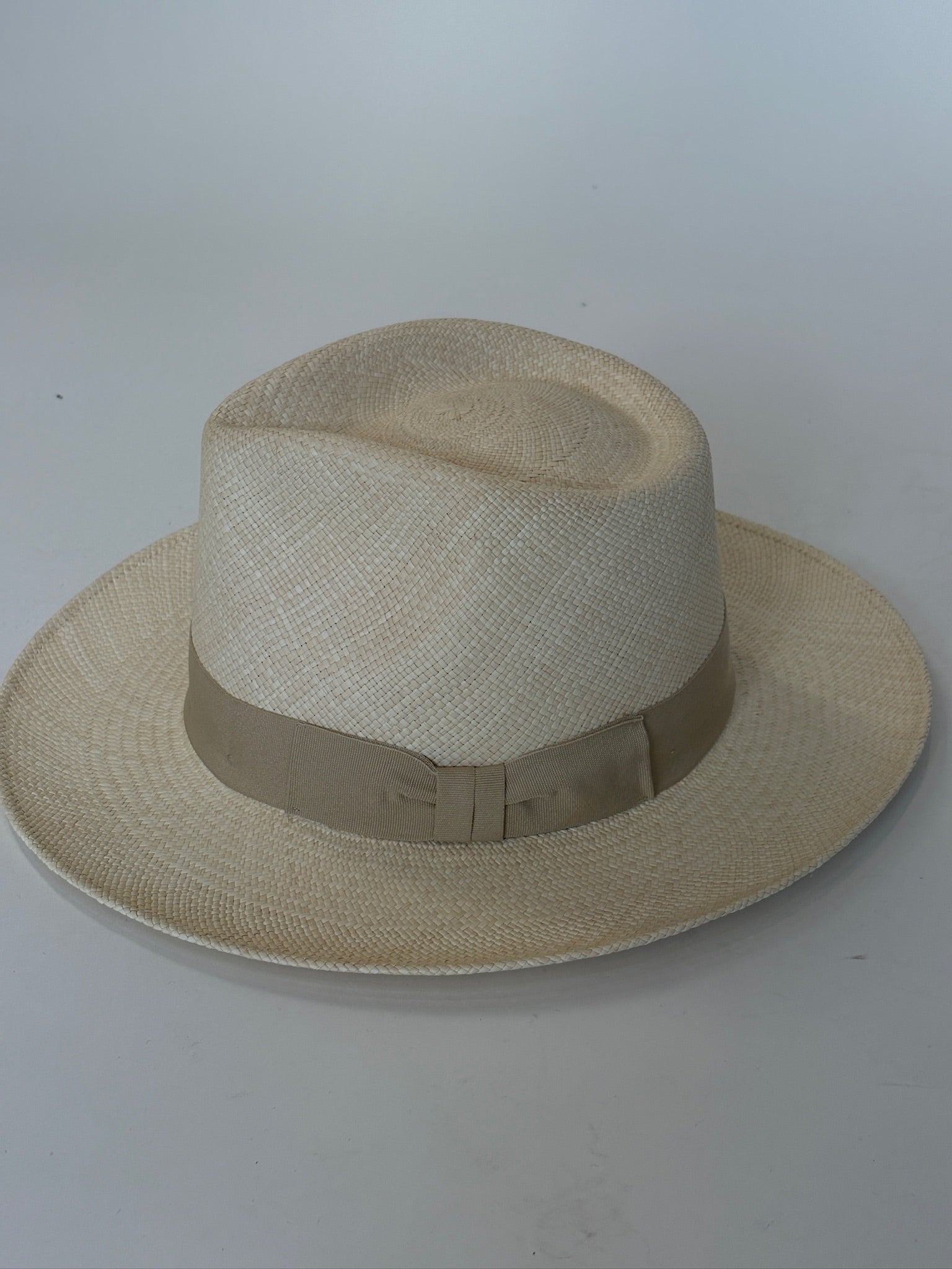 Wyeth | Desi | Back | Vagabond | Apparel | Boutique